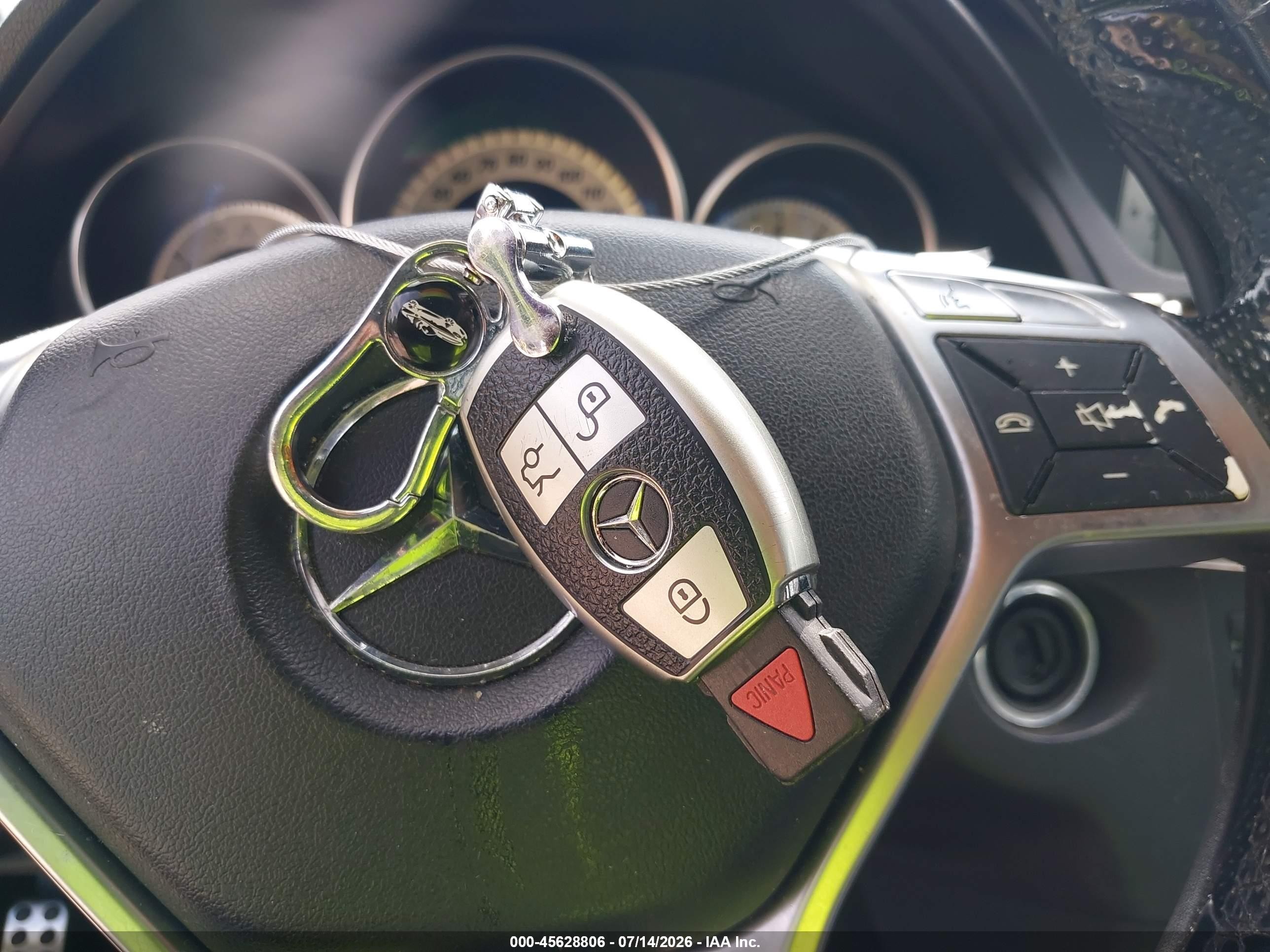 2015 Mercedes-benz E 350 4matic Черный vin: WDDHF8JB5FB104390