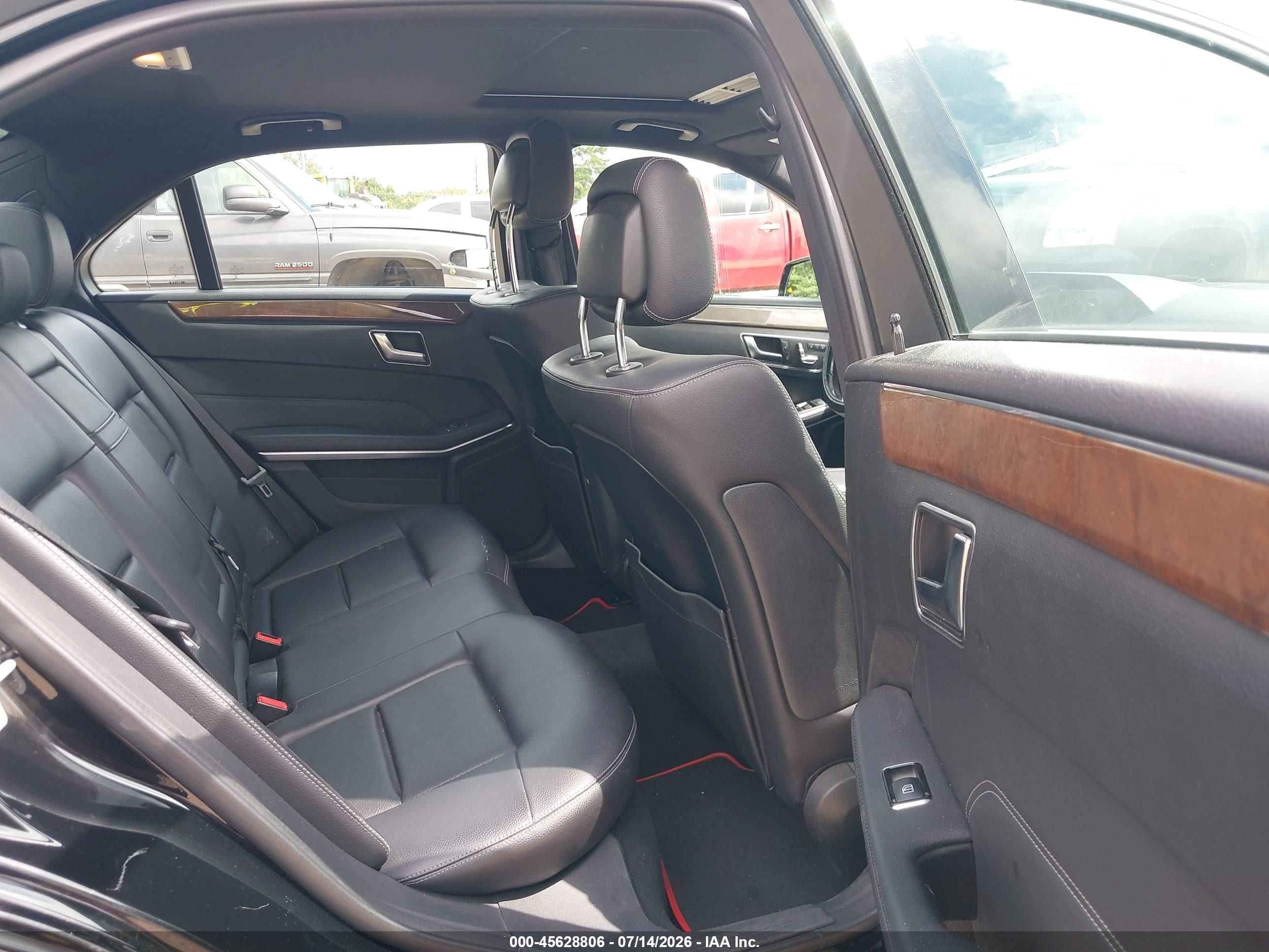 2015 Mercedes-benz E 350 4matic Черный vin: WDDHF8JB5FB104390