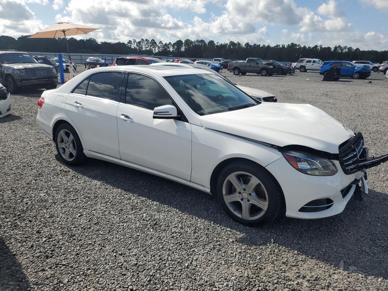 2014 Mercedes-benz E 350 4matic White vin: WDDHF8JB6EA885747