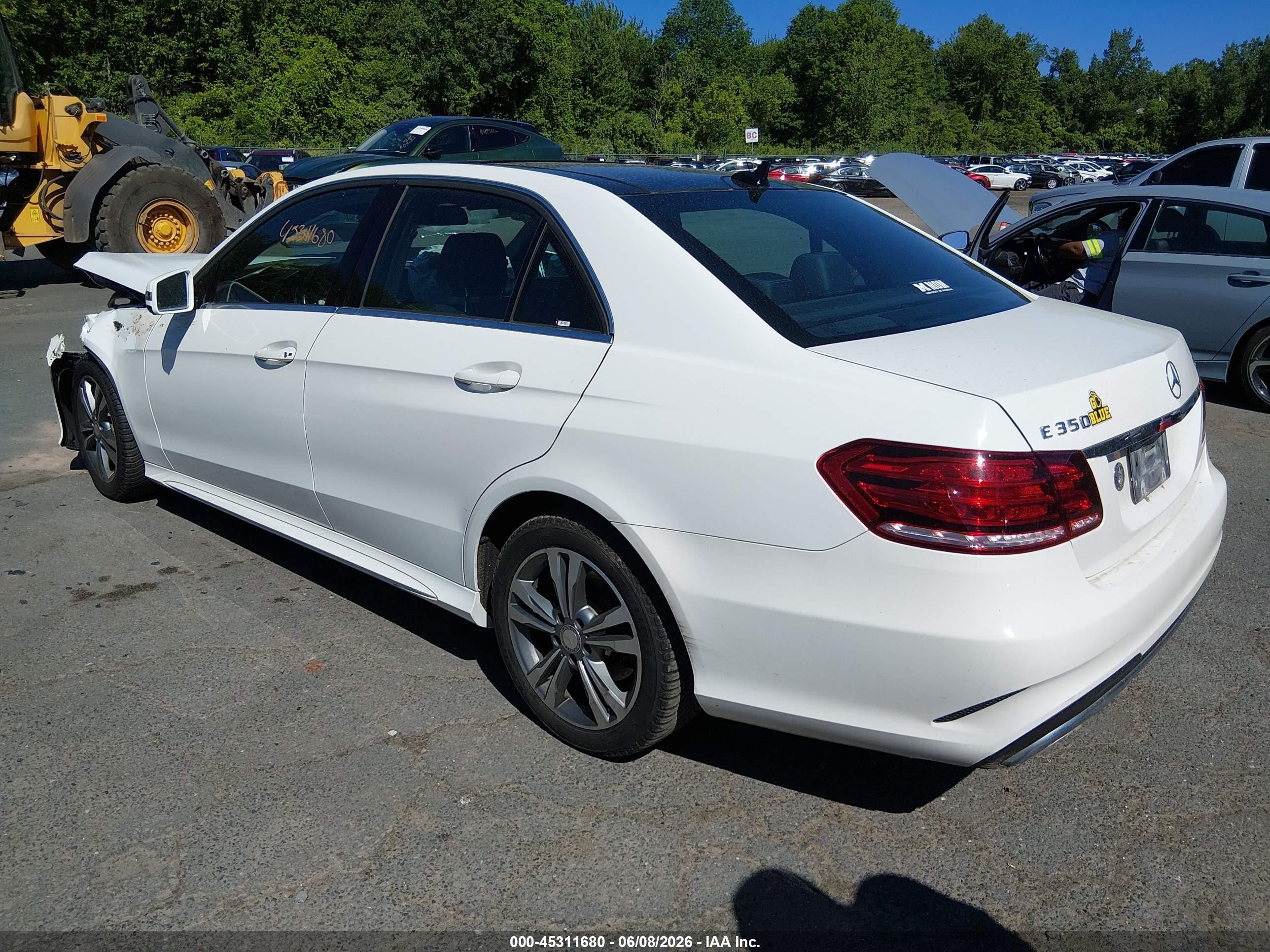 2014 Mercedes-benz E 350 4matic Белый vin: WDDHF8JB6EA991311