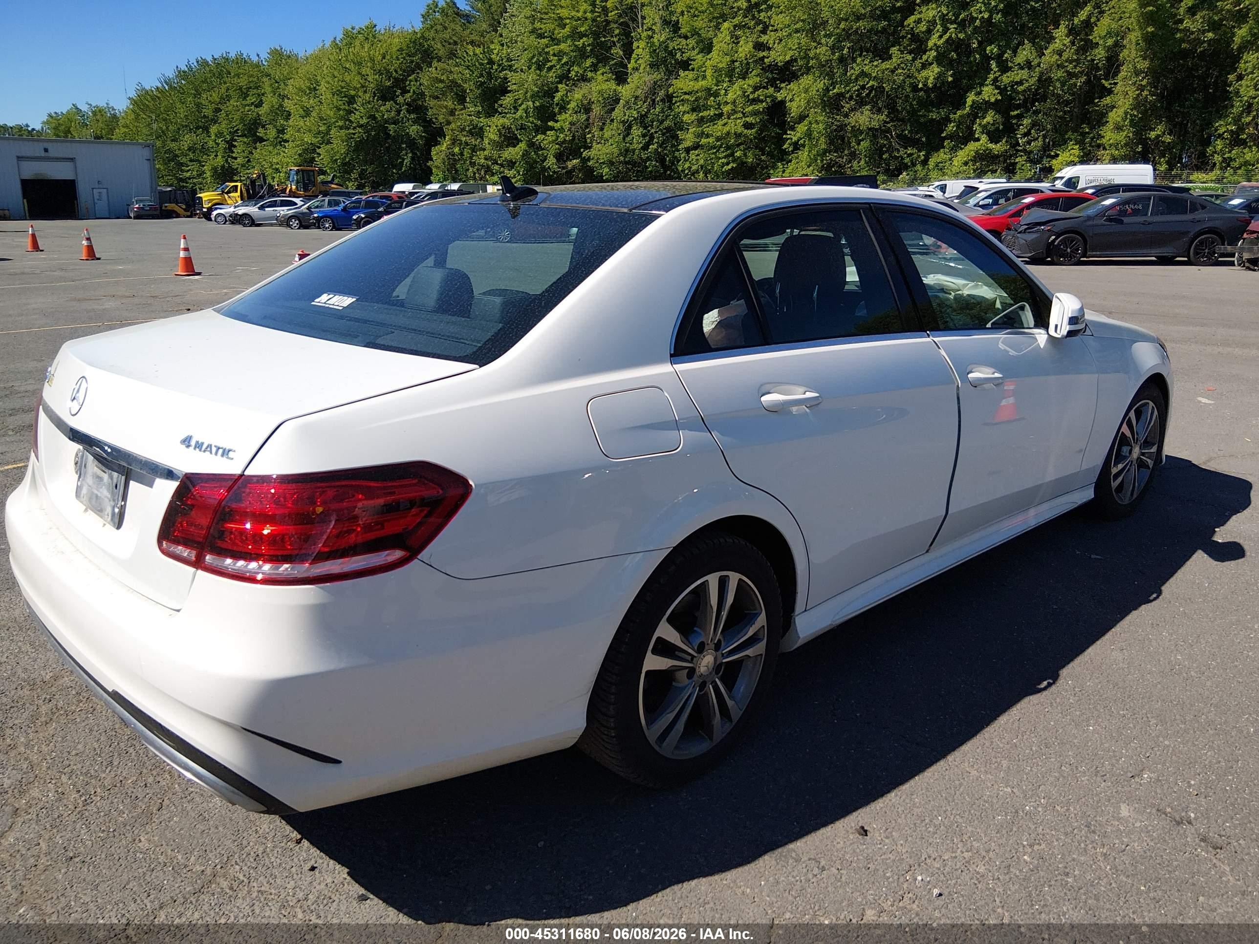 2014 Mercedes-benz E 350 4matic Белый vin: WDDHF8JB6EA991311