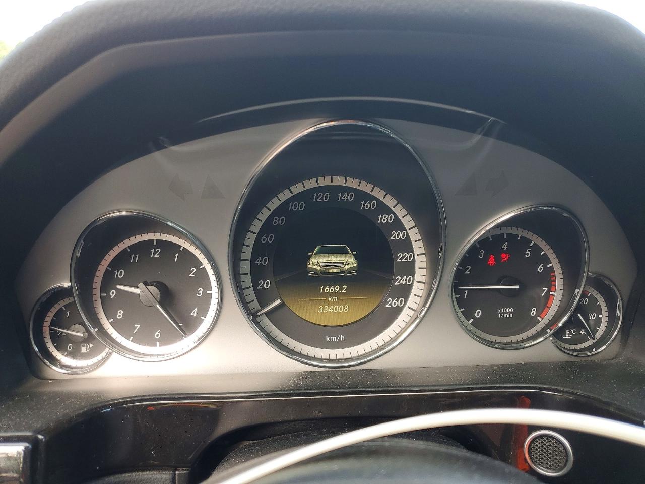 2012 Mercedes-benz E 350 4matic Серебряный vin: WDDHF8JB7CA522953