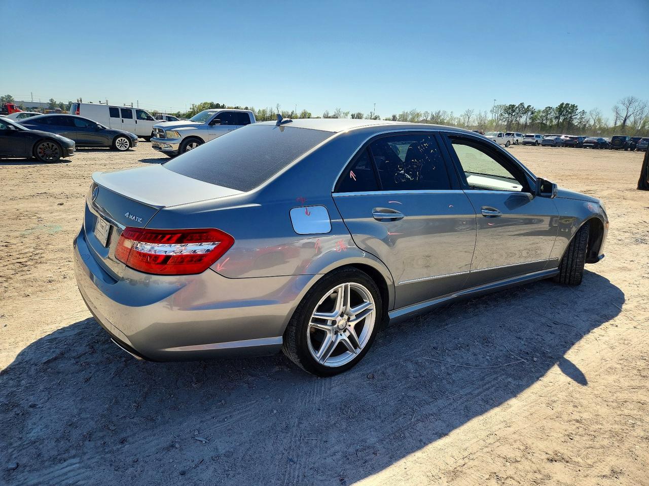 2013 Mercedes Benz 350 Silver vin: WDDHF8JB7DA665161