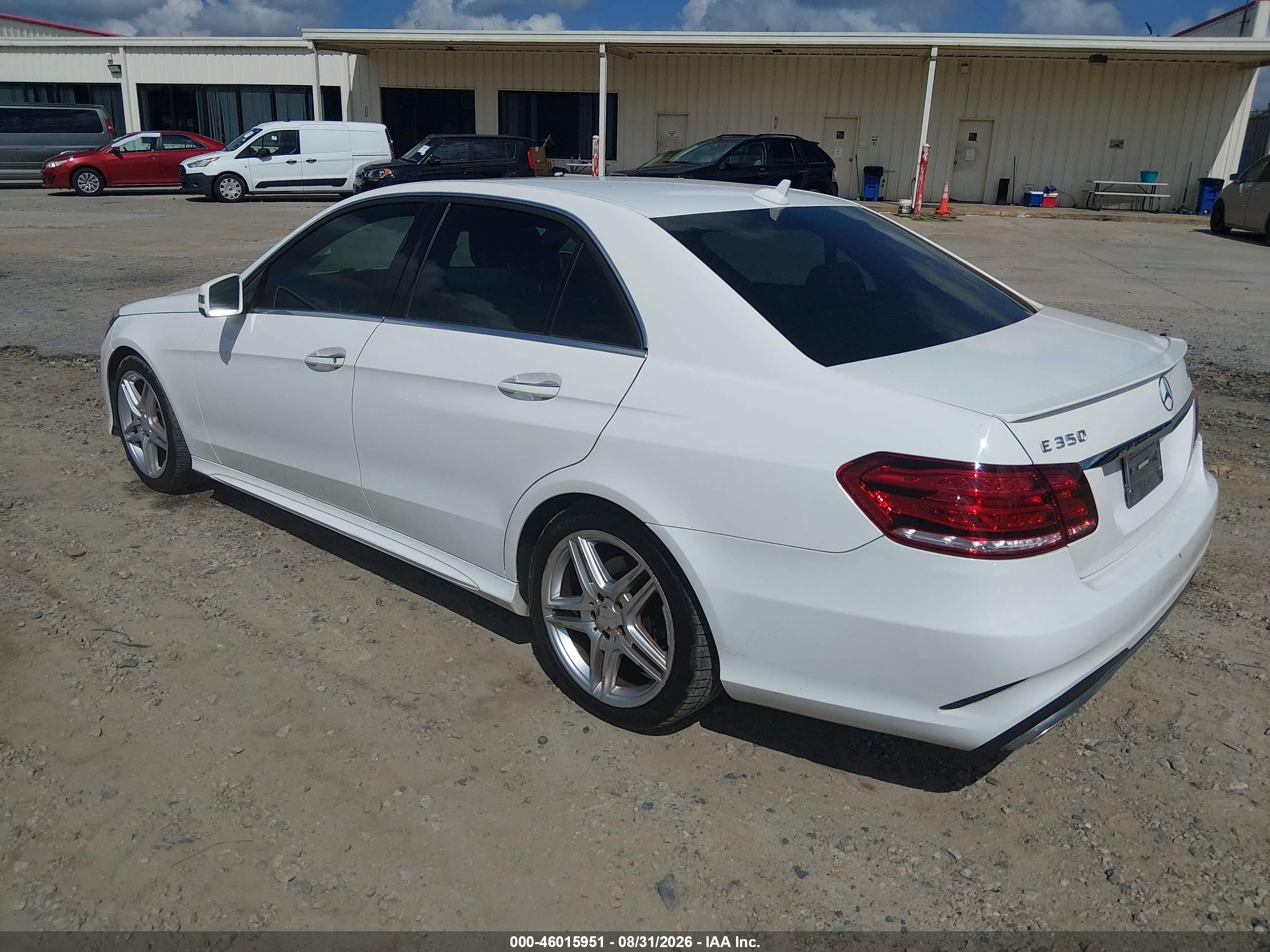 2014 Mercedes-benz E 350 4matic White vin: WDDHF8JB7EA886485