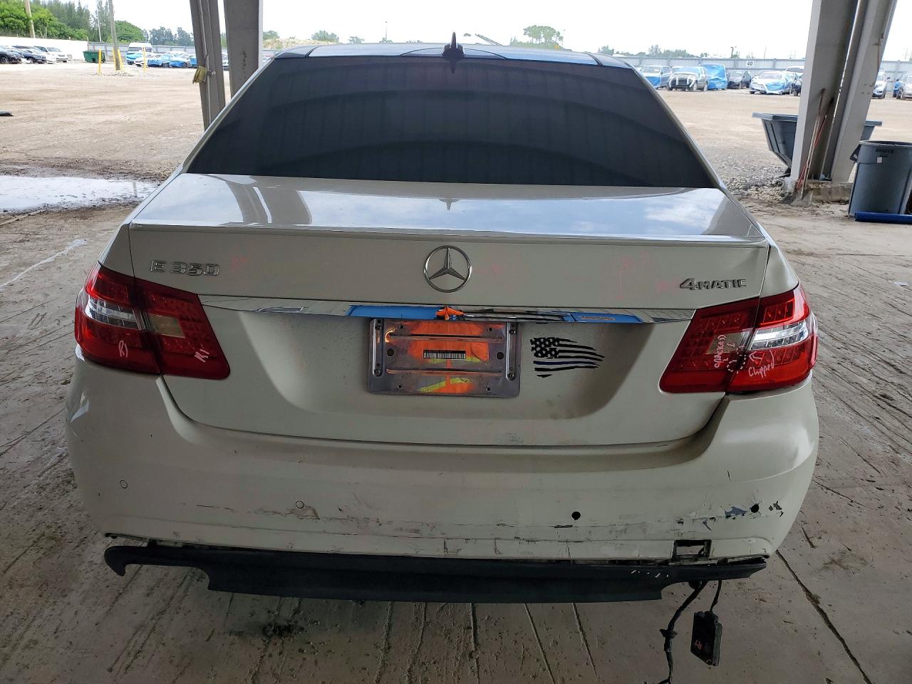 2012 Mercedes-benz E 350 4matic White vin: WDDHF8JB8CA652790