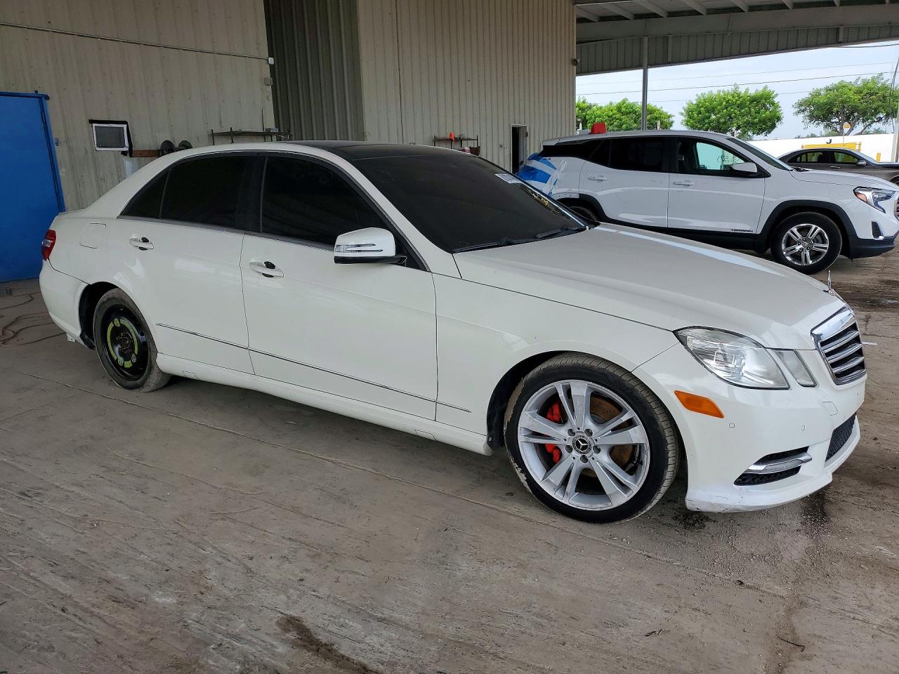 2012 Mercedes-benz E 350 4matic White vin: WDDHF8JB8CA652790