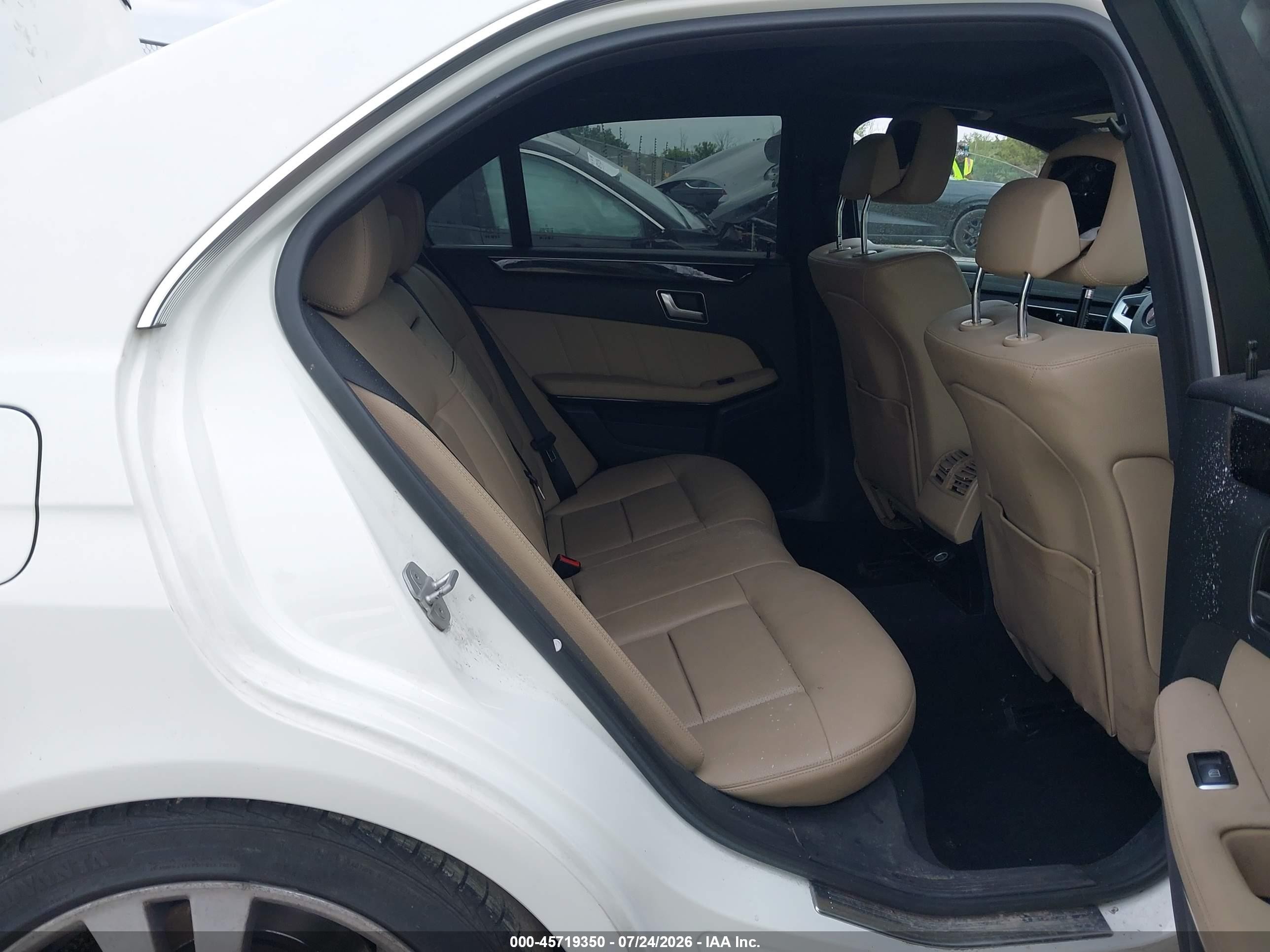 2013 Mercedes-benz E 350 4matic White vin: WDDHF8JB8DA669218