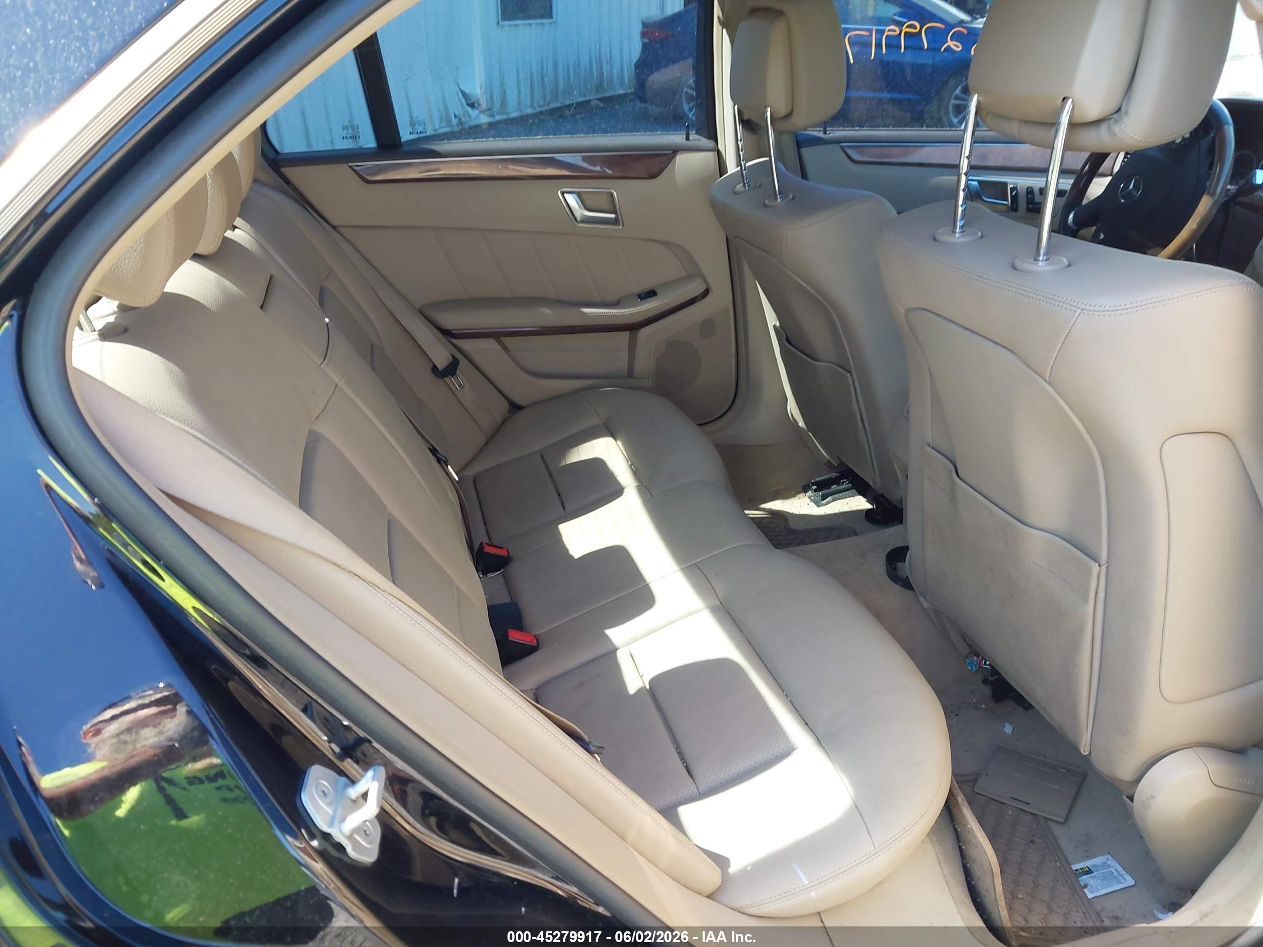 2013 Mercedes-benz E 350 4matic Black vin: WDDHF8JB8DA675875