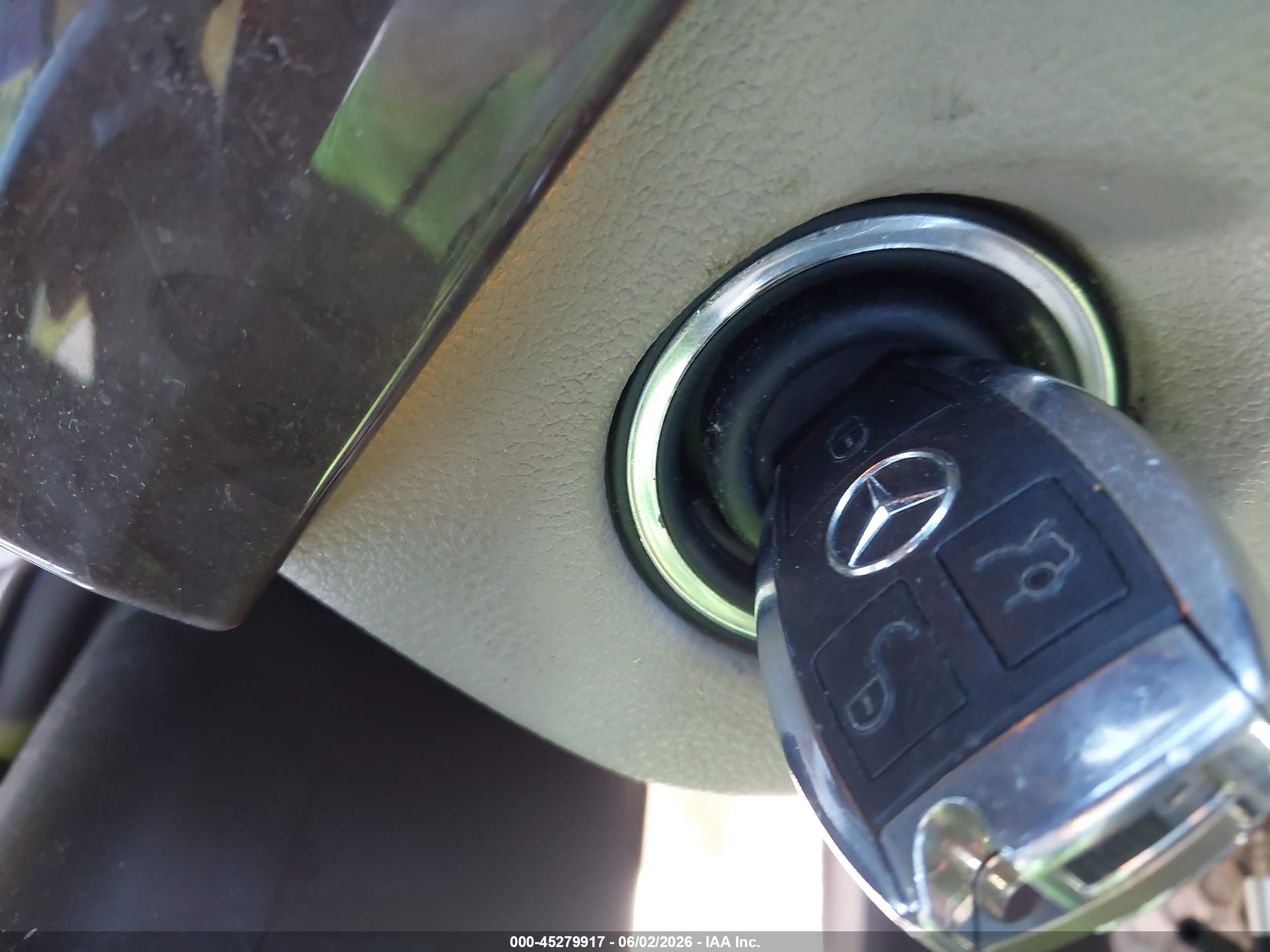 2013 Mercedes-benz E 350 4matic Black vin: WDDHF8JB8DA675875
