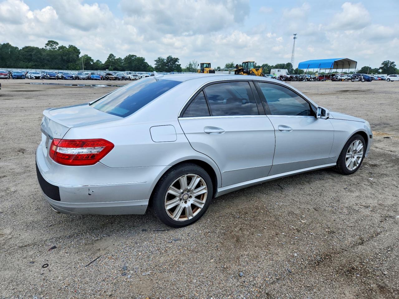 2013 Mercedes-benz E 350 4matic Silver vin: WDDHF8JB8DA701312