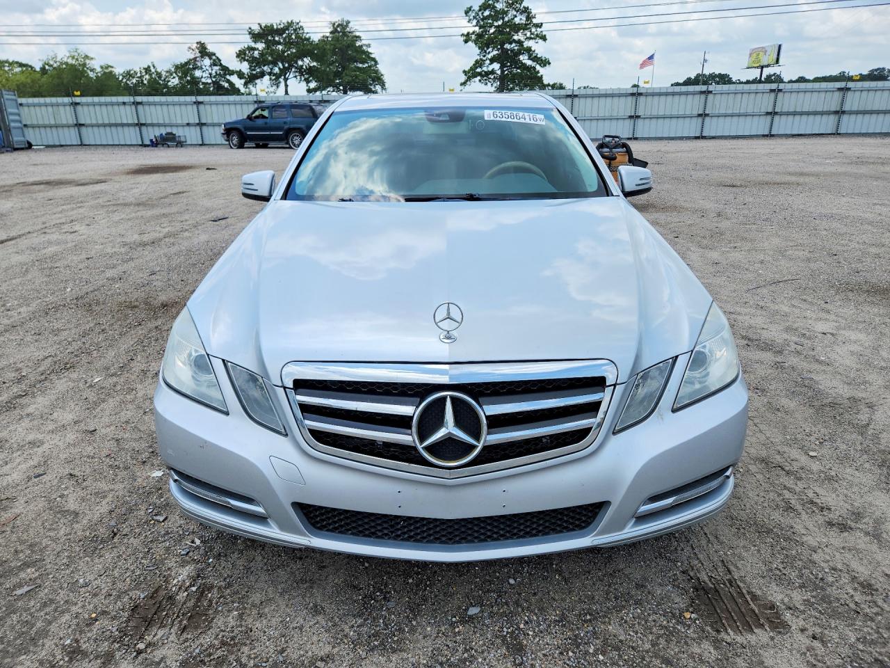 2013 Mercedes-benz E 350 4matic Silver vin: WDDHF8JB8DA701312