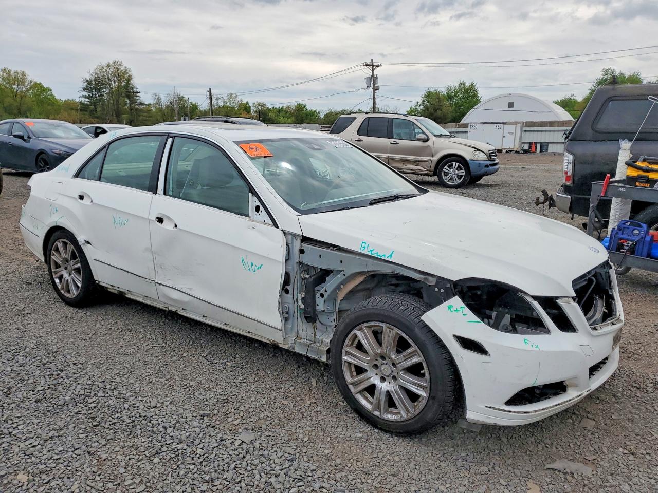 2013 Mercedes-benz E 350 4matic White vin: WDDHF8JB8DA746010