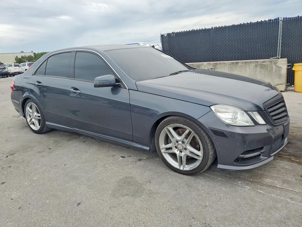 2013 Mercedes-benz E 350 4matic Gray vin: WDDHF8JB8DA771344
