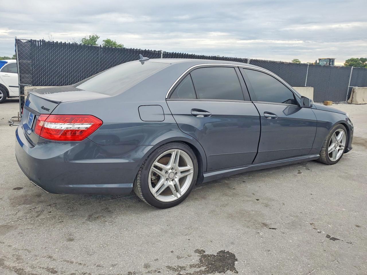 2013 Mercedes-benz E 350 4matic Gray vin: WDDHF8JB8DA771344