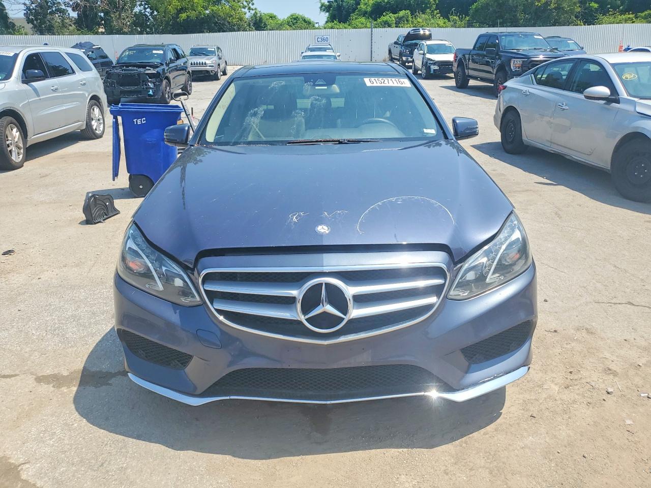 2014 Mercury E350 Синий vin: WDDHF8JB8EA980830