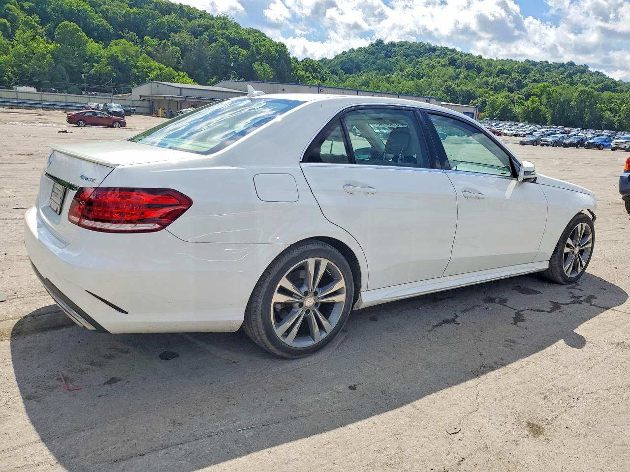 2014 Mercedes-benz E 350 4matic Белый vin: WDDHF8JB8EA994677