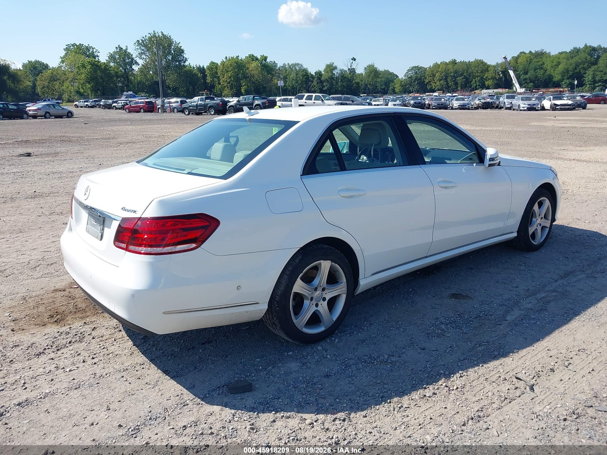 2014 Mercedes-benz E 350 4matic White vin: WDDHF8JB8EB028291
