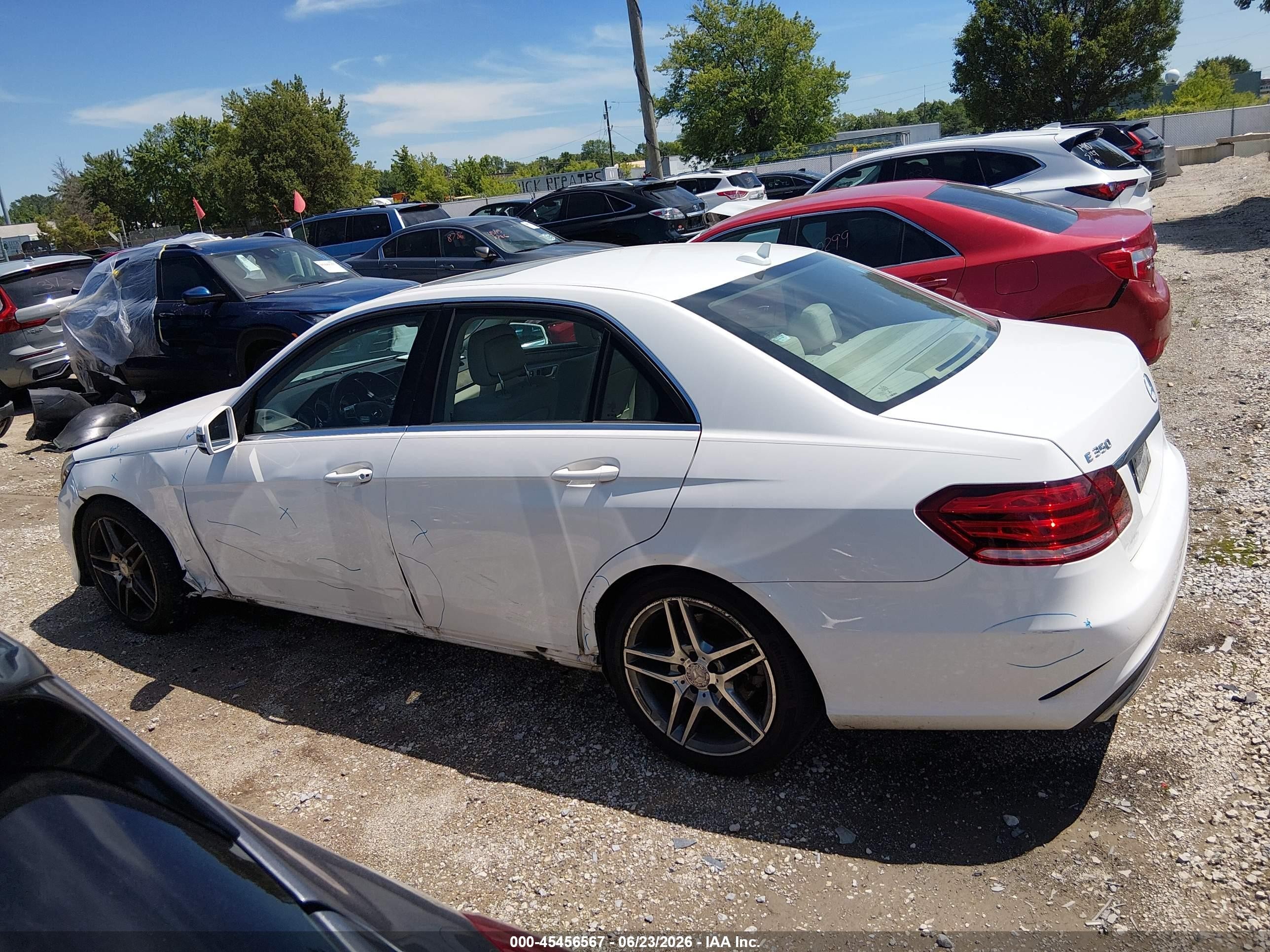 2014 Mercedes-benz E 350 4matic White vin: WDDHF8JB8EB030350