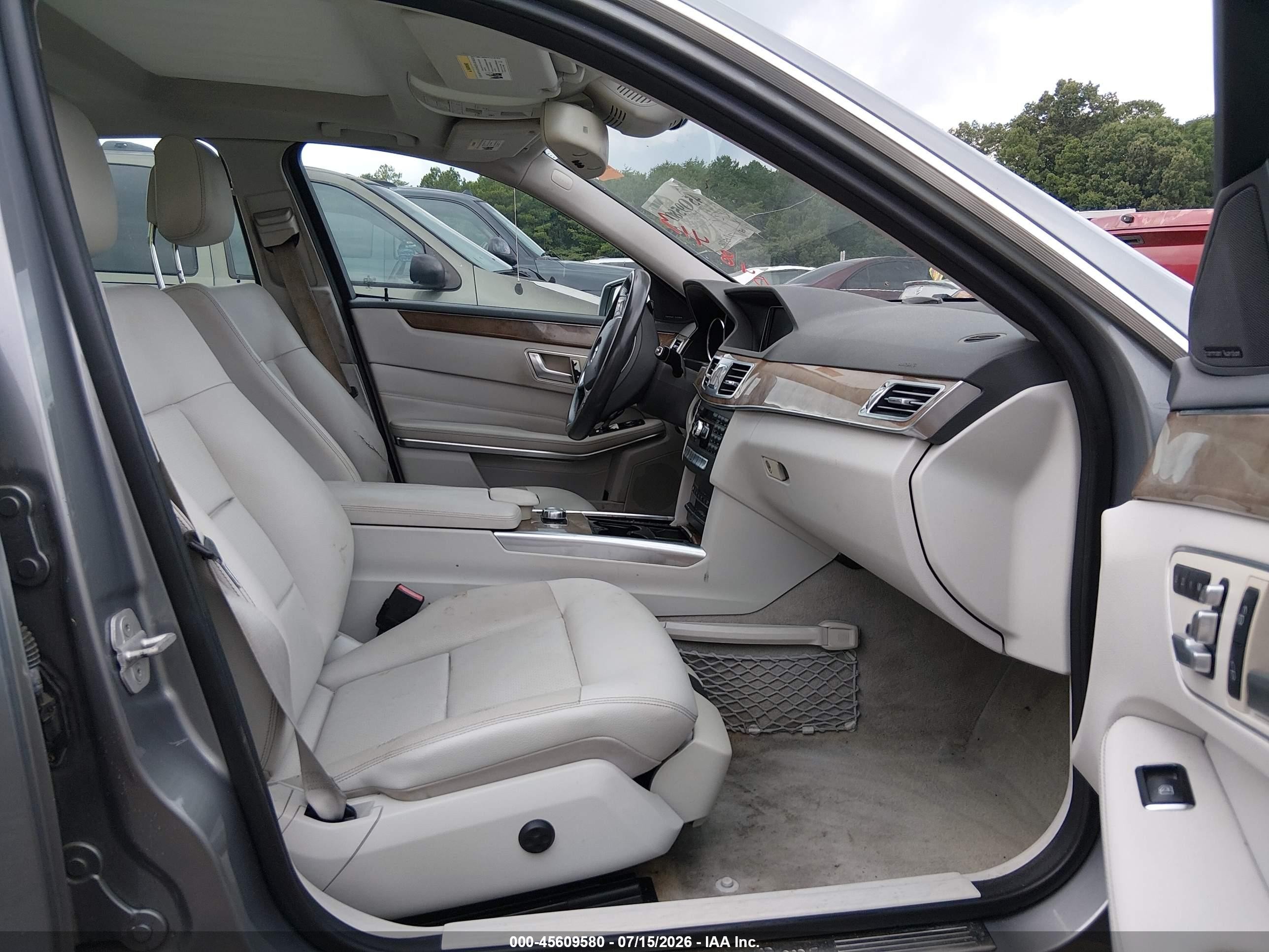 2014 Mercedes-benz E 350 4matic Beige vin: WDDHF8JB8EB048413
