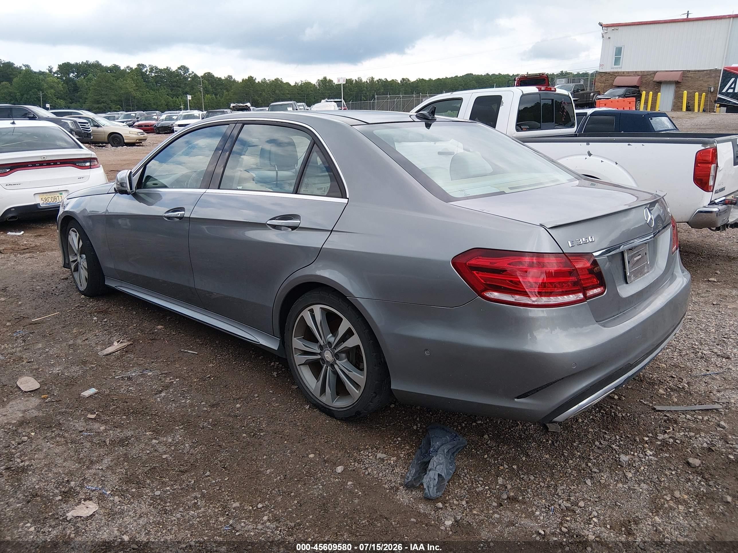 2014 Mercedes-benz E 350 4matic Beige vin: WDDHF8JB8EB048413