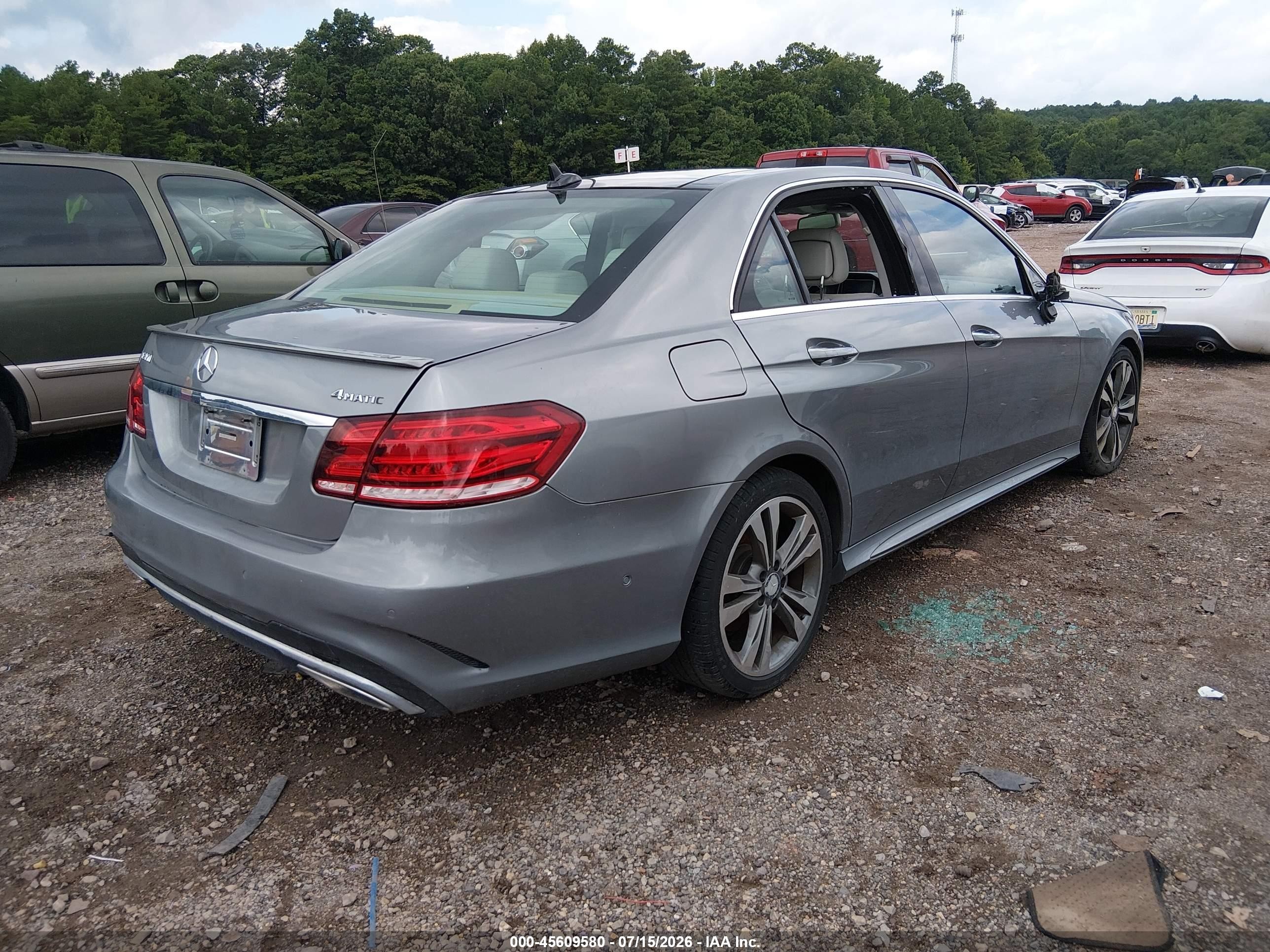 2014 Mercedes-benz E 350 4matic Beige vin: WDDHF8JB8EB048413