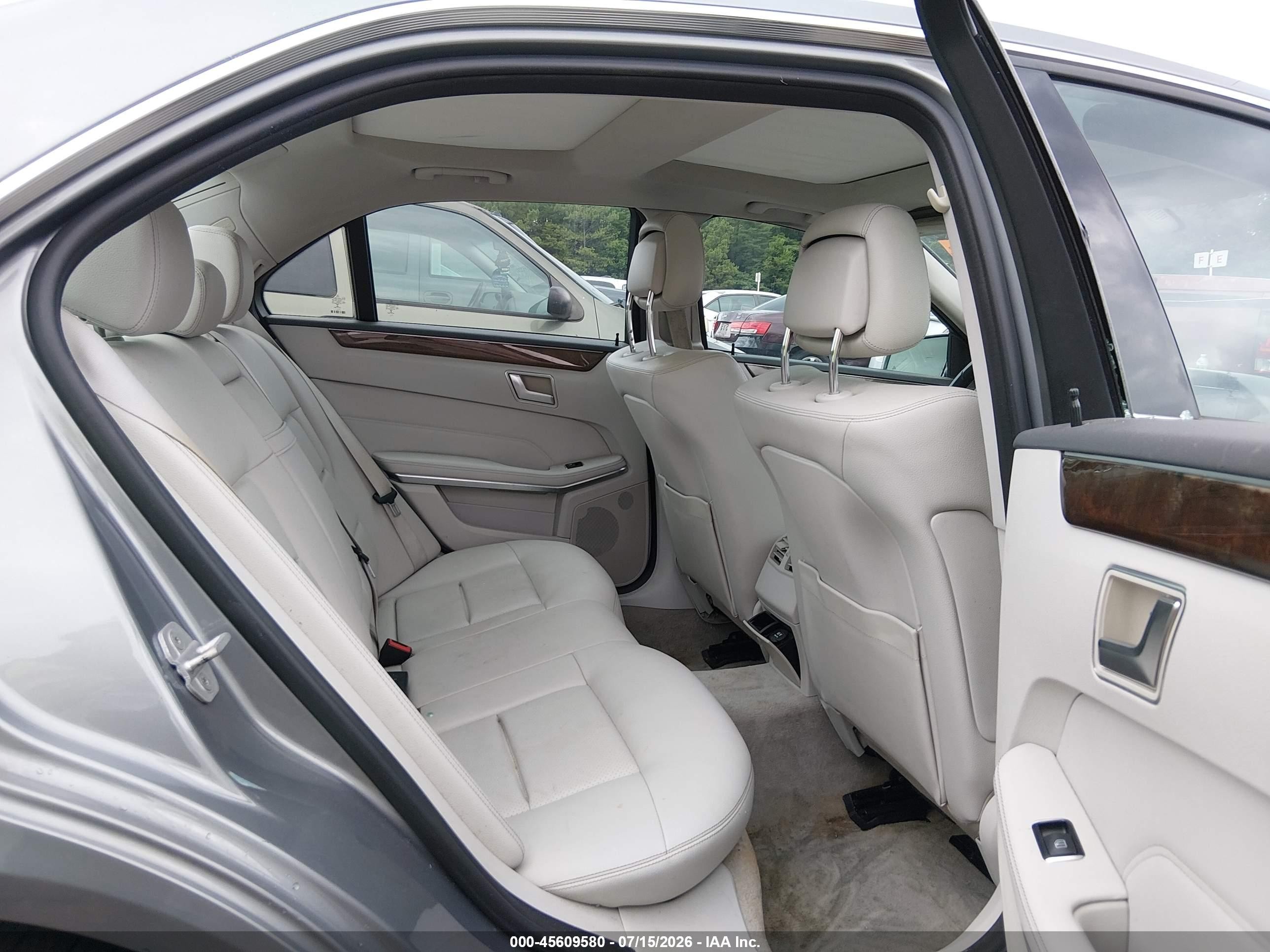 2014 Mercedes-benz E 350 4matic Beige vin: WDDHF8JB8EB048413