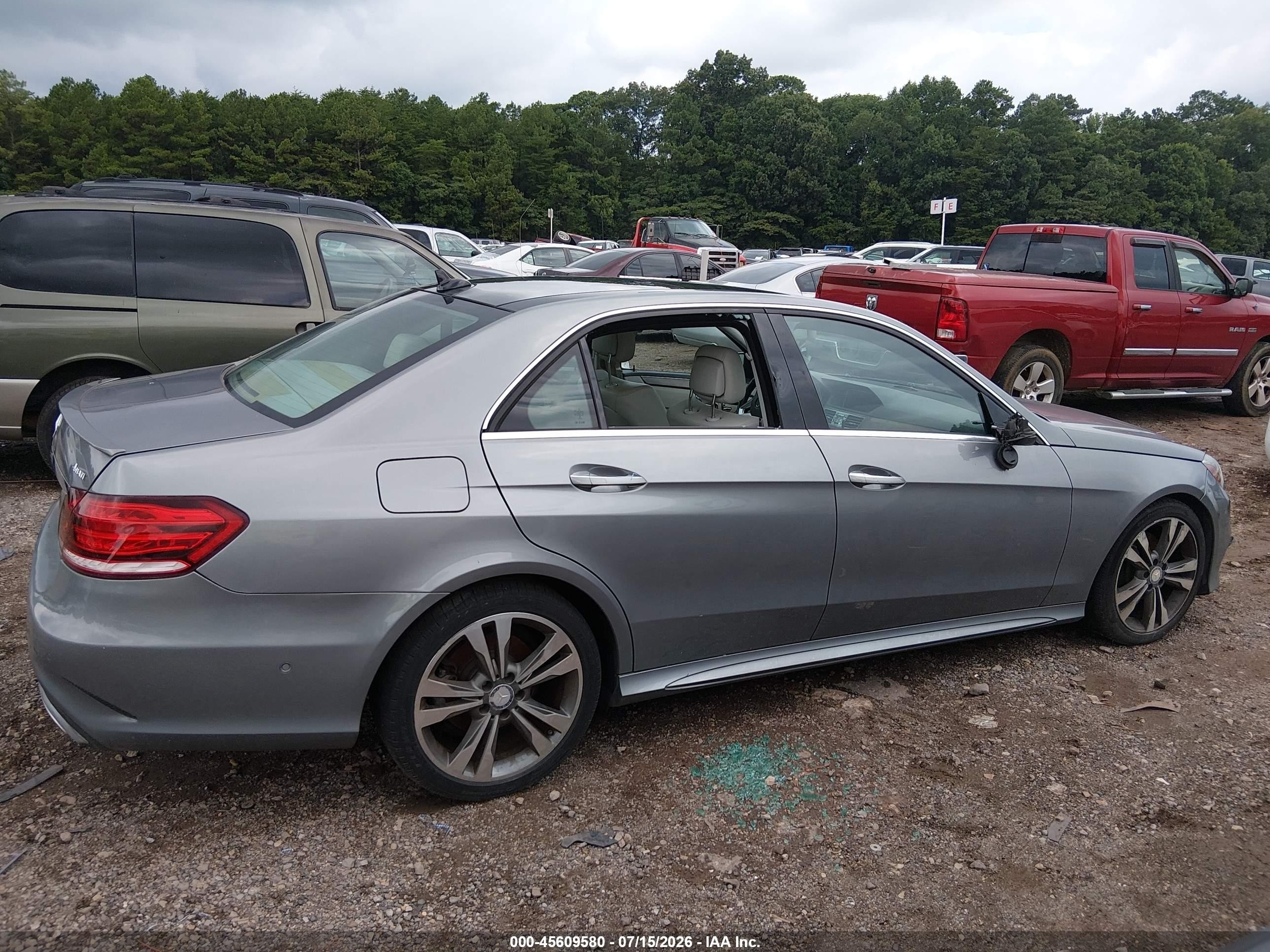 2014 Mercedes-benz E 350 4matic Beige vin: WDDHF8JB8EB048413