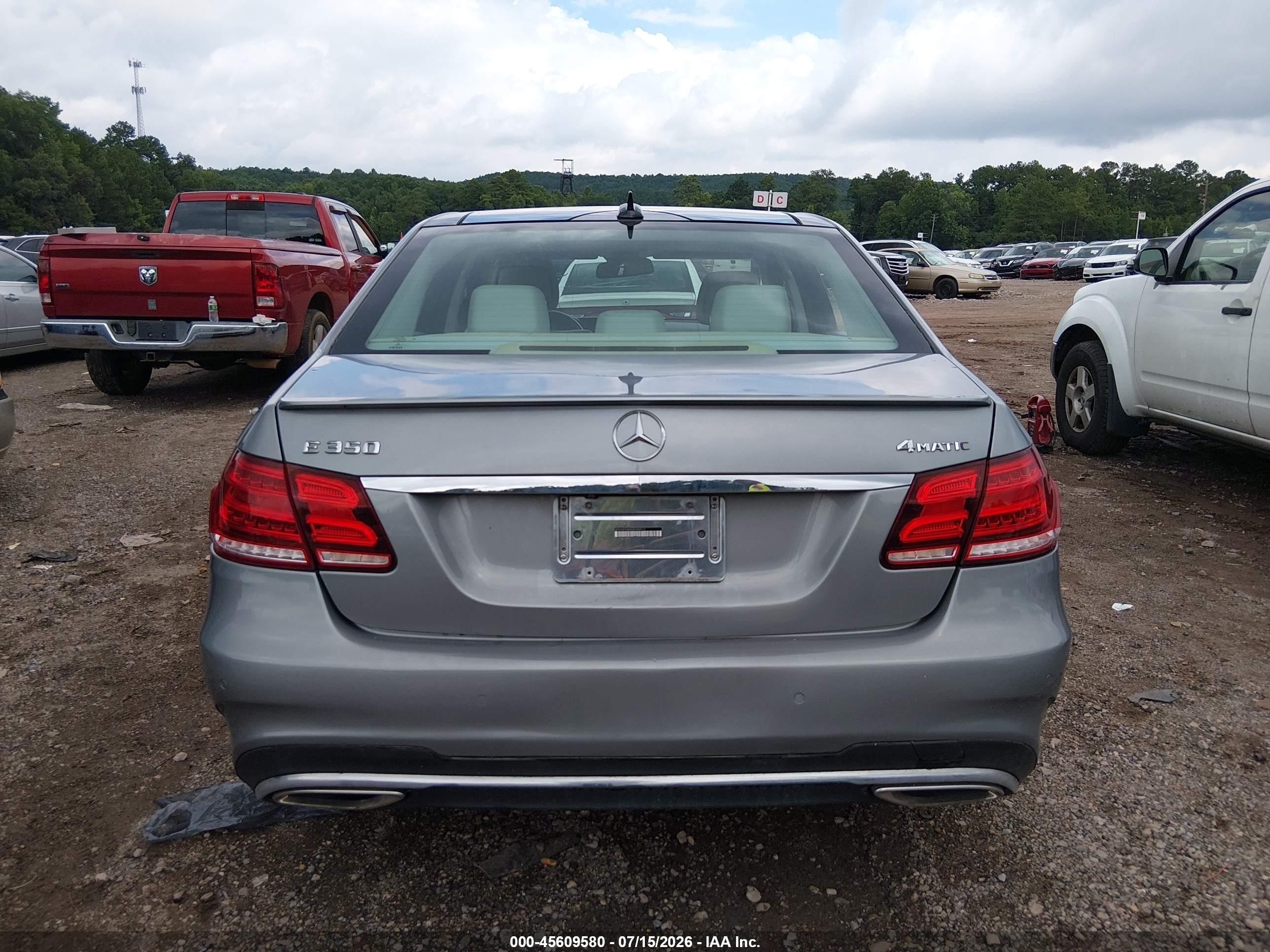 2014 Mercedes-benz E 350 4matic Beige vin: WDDHF8JB8EB048413