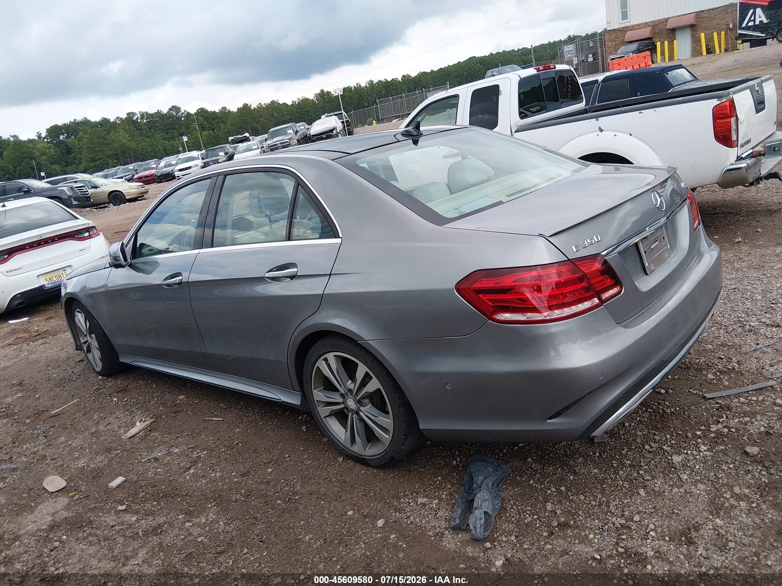 2014 Mercedes-benz E 350 4matic Beige vin: WDDHF8JB8EB048413