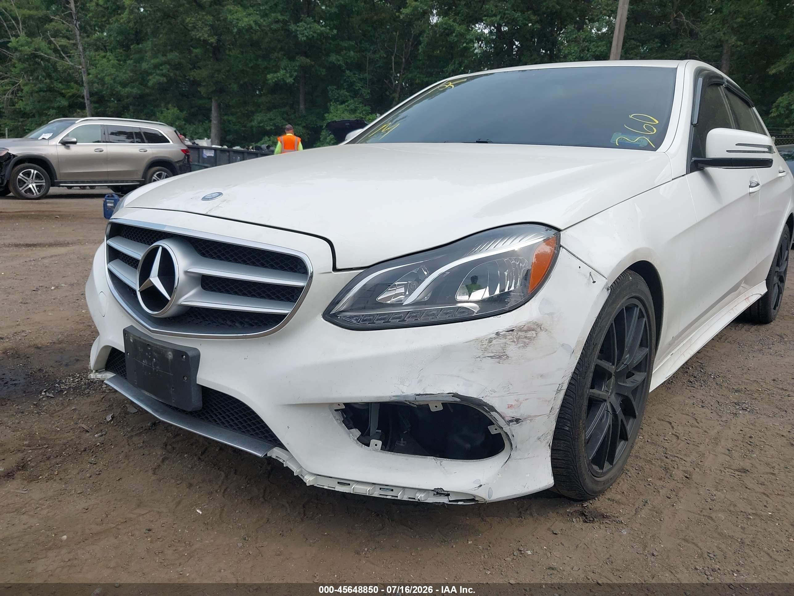 2015 Mercedes-benz E 350 4matic White vin: WDDHF8JB8FB122480