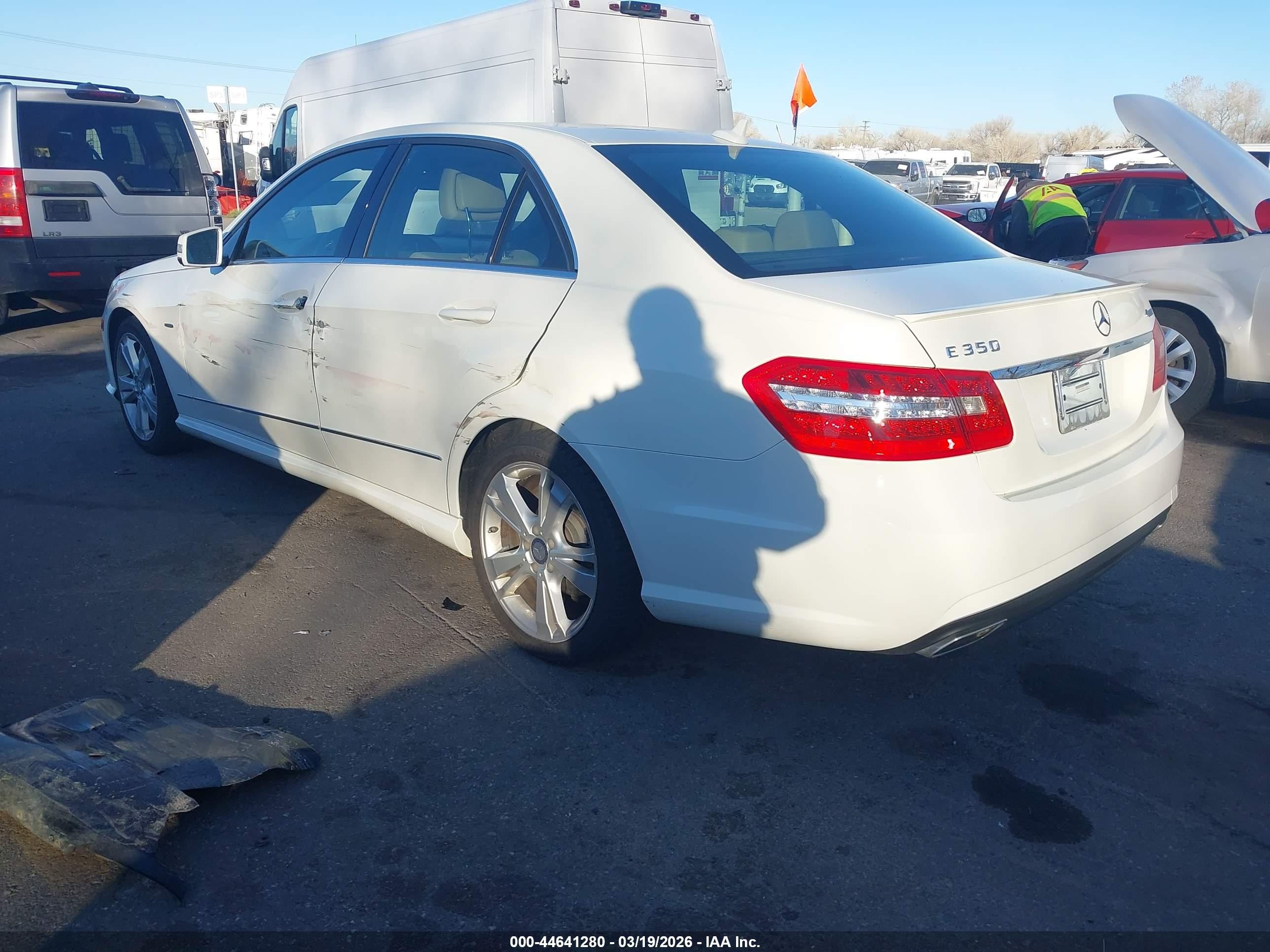 2012 Mercedes-benz E 350 4matic Белый vin: WDDHF8JB9CA544923