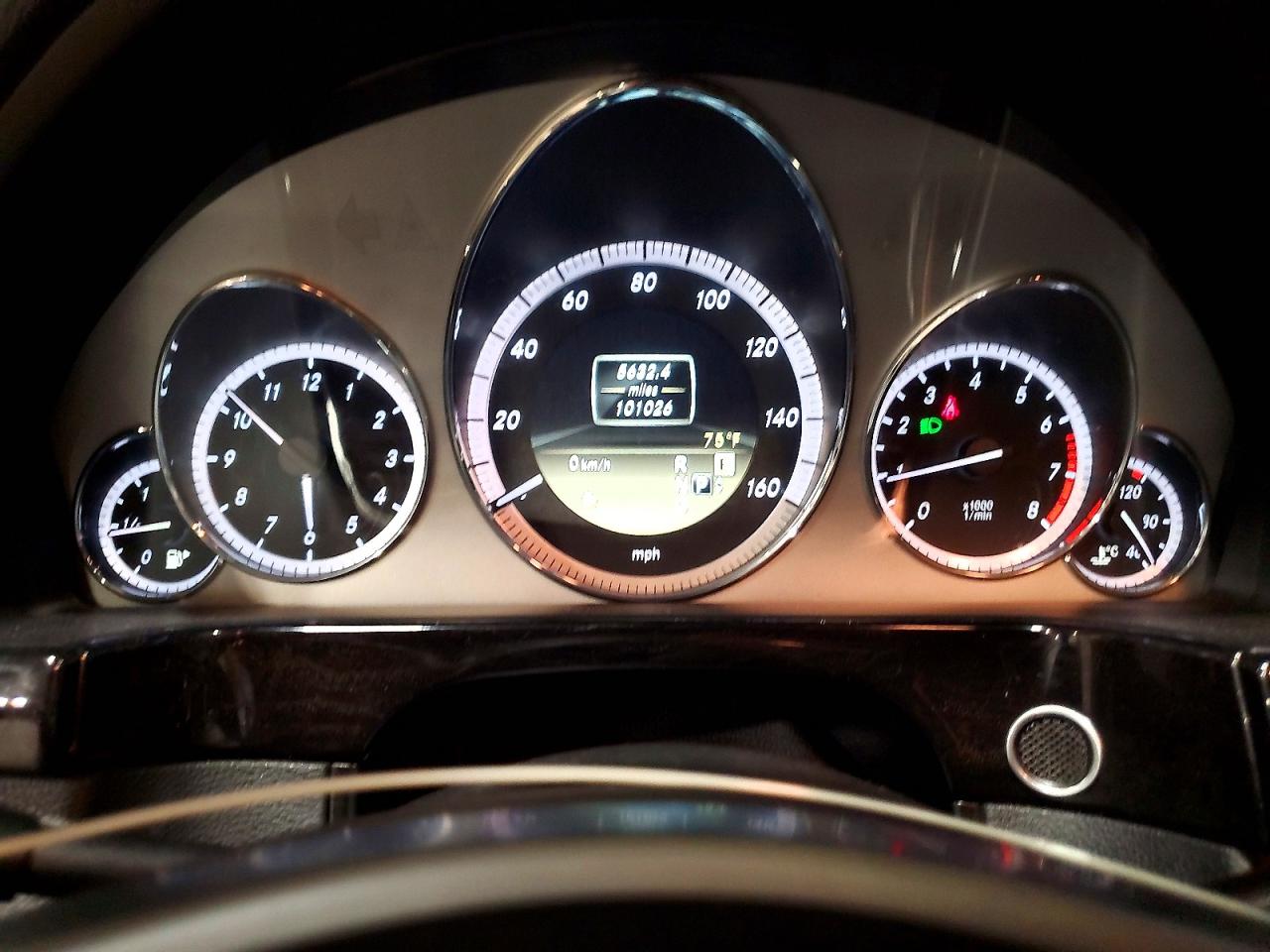 2012 Mercedes-benz E 350 4matic Gray vin: WDDHF8JB9CA559759
