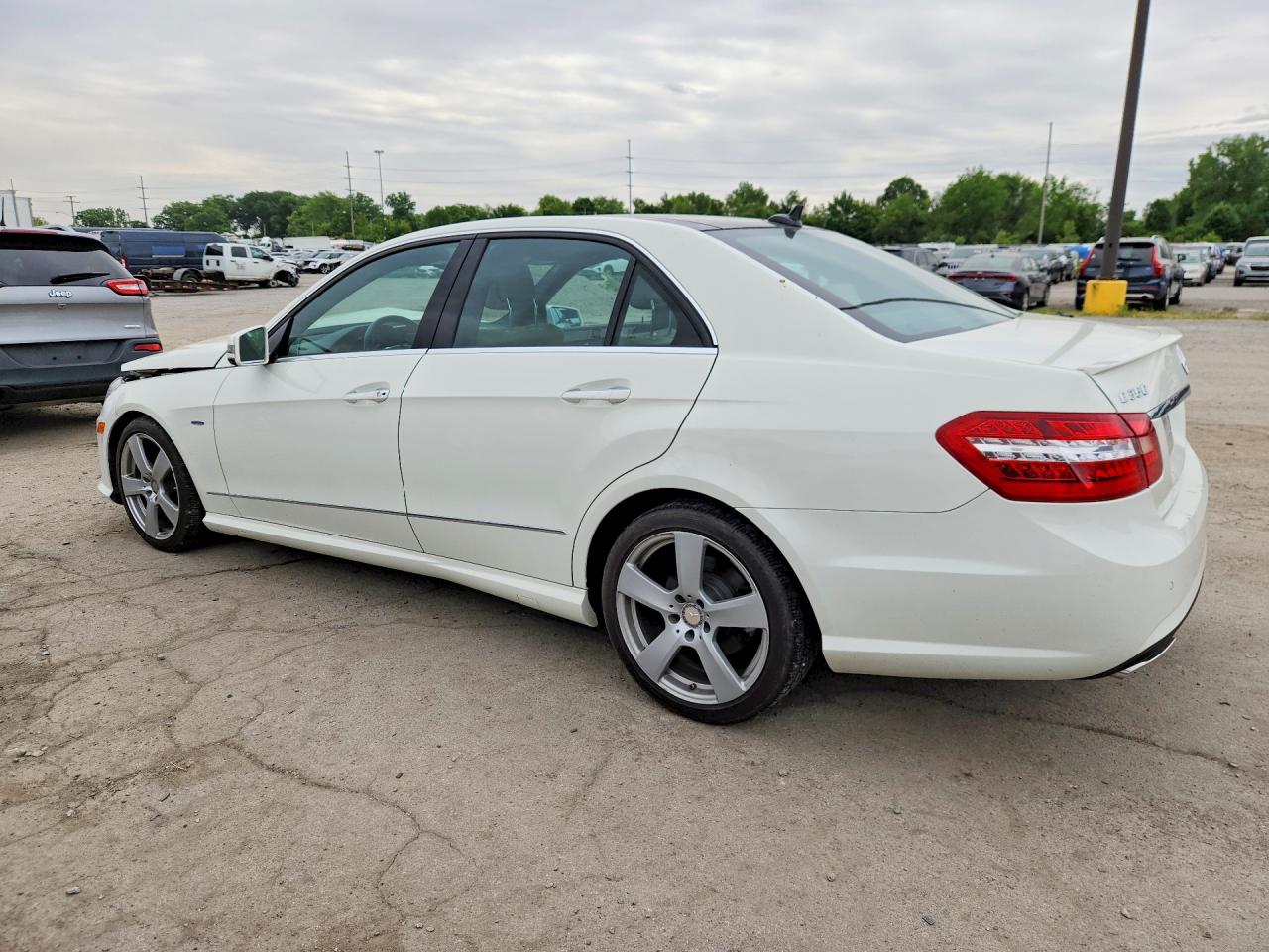 2012 Mercedes-benz E 350 4matic Белый vin: WDDHF8JB9CA628837