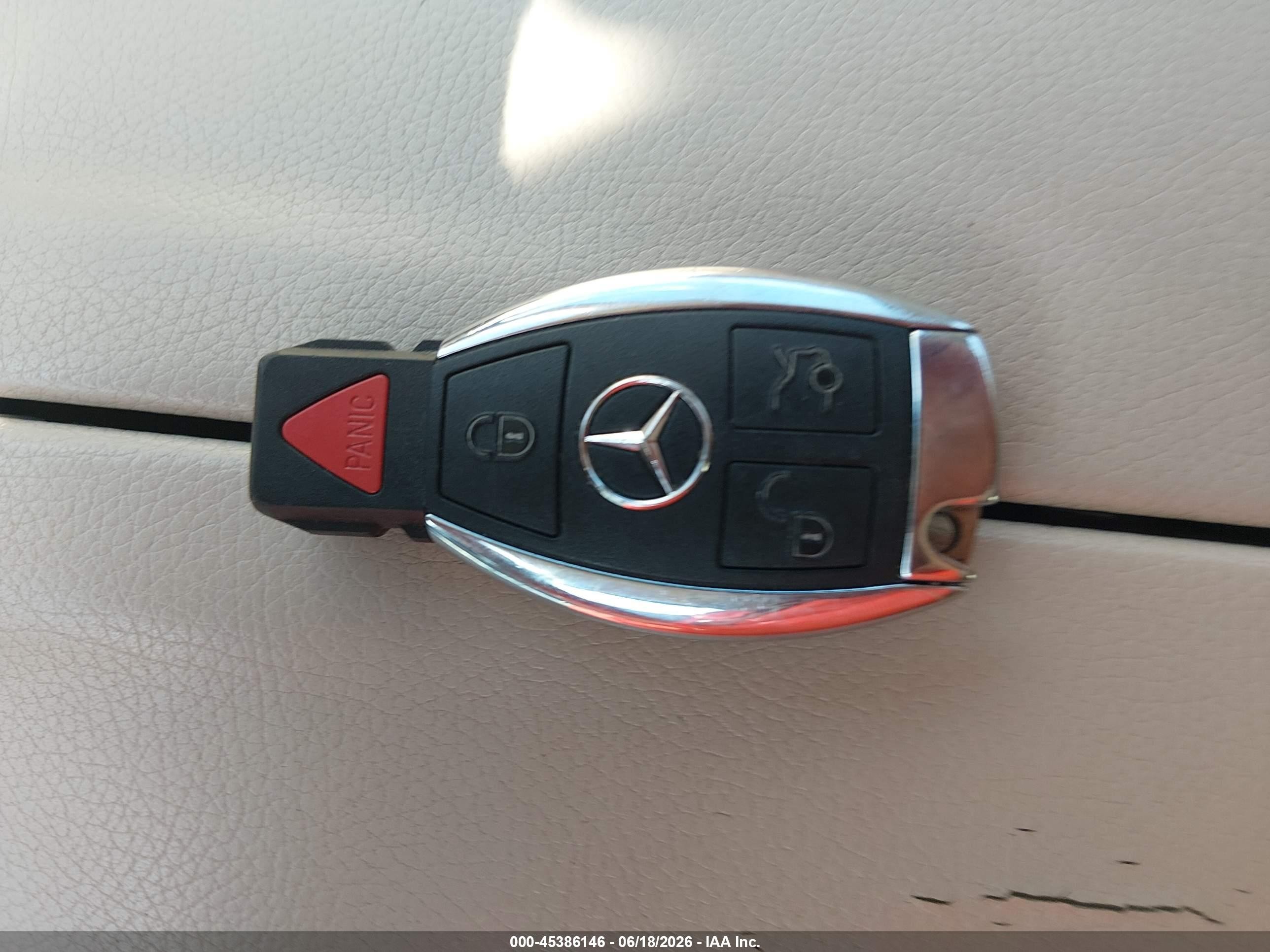2014 Mercedes-benz E 350 4matic White vin: WDDHF8JB9EA780622