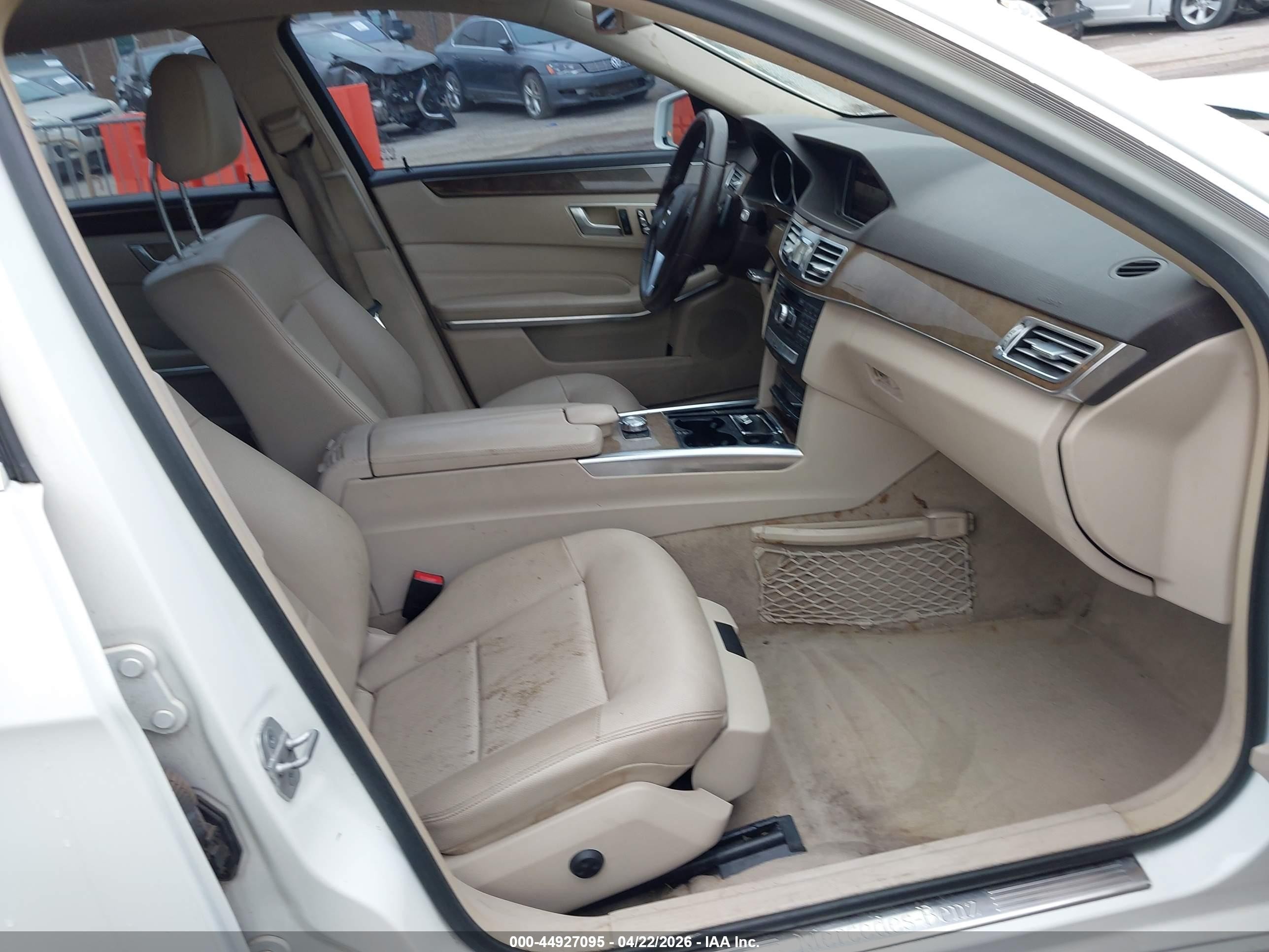 2014 Mercedes-benz E 350 4matic Белый vin: WDDHF8JB9EA784511