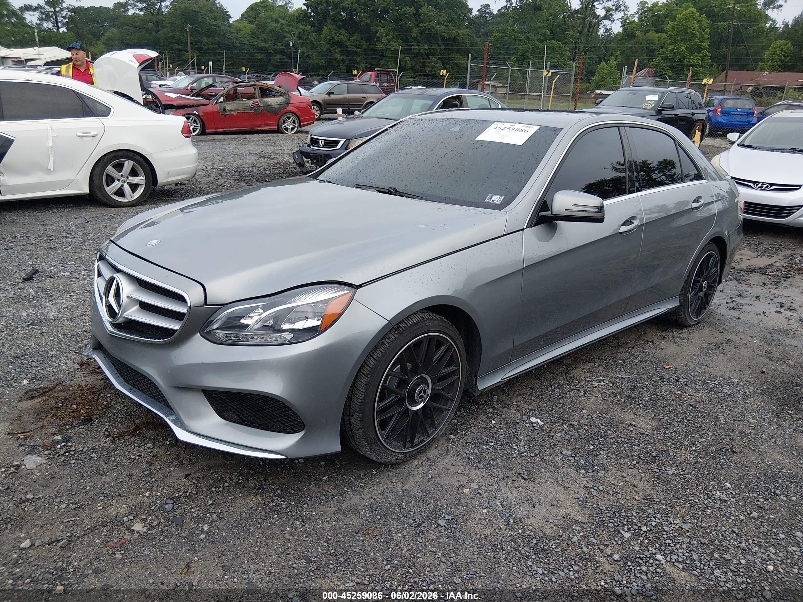 2014 Mercedes-benz E 350 4matic Silver vin: WDDHF8JB9EA881885