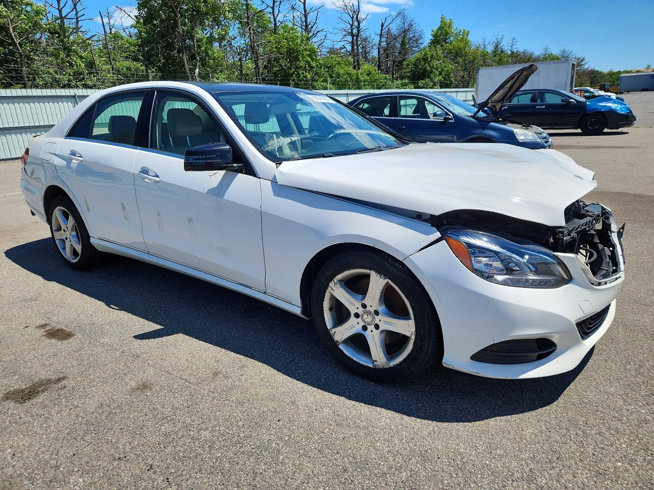2015 Mercedes-benz E 350 4matic White vin: WDDHF8JB9FB120737
