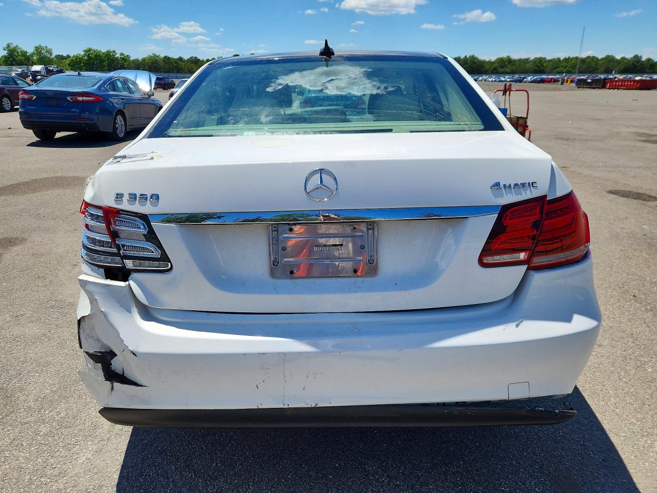 2015 Mercedes-benz E 350 4matic White vin: WDDHF8JB9FB120737
