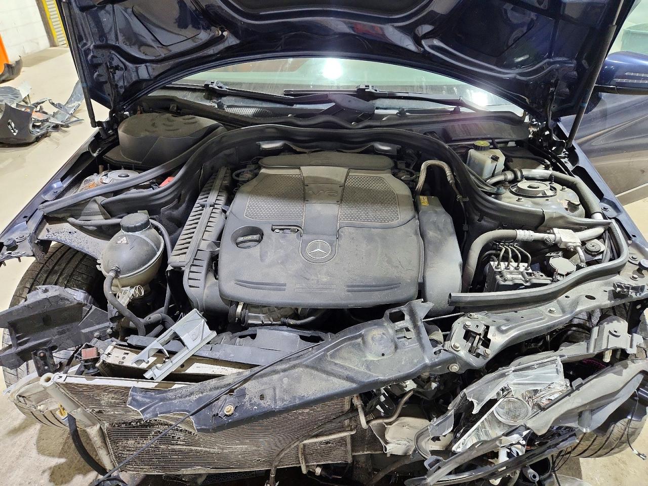 2012 Mercedes-benz E 350 4matic Синий vin: WDDHF8JBXCA563187