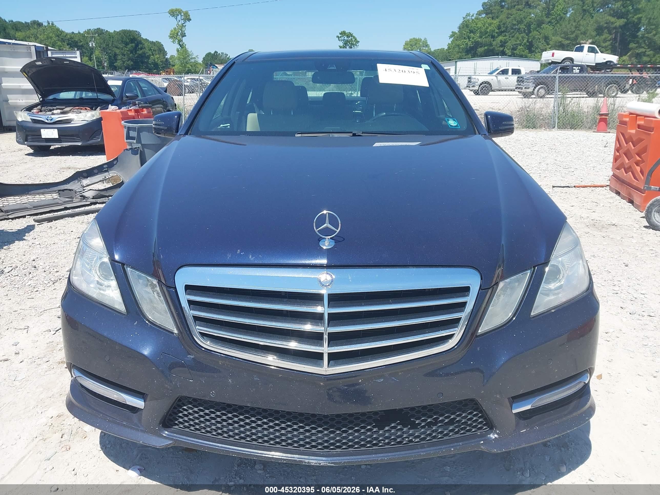 2012 Mercedes-benz E 350 4matic Dark Blue vin: WDDHF8JBXCA648532