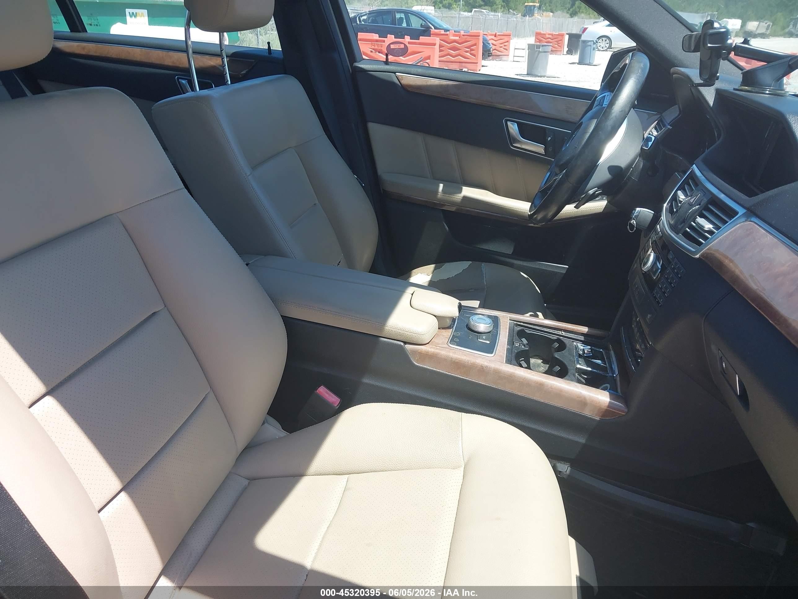 2012 Mercedes-benz E 350 4matic Dark Blue vin: WDDHF8JBXCA648532