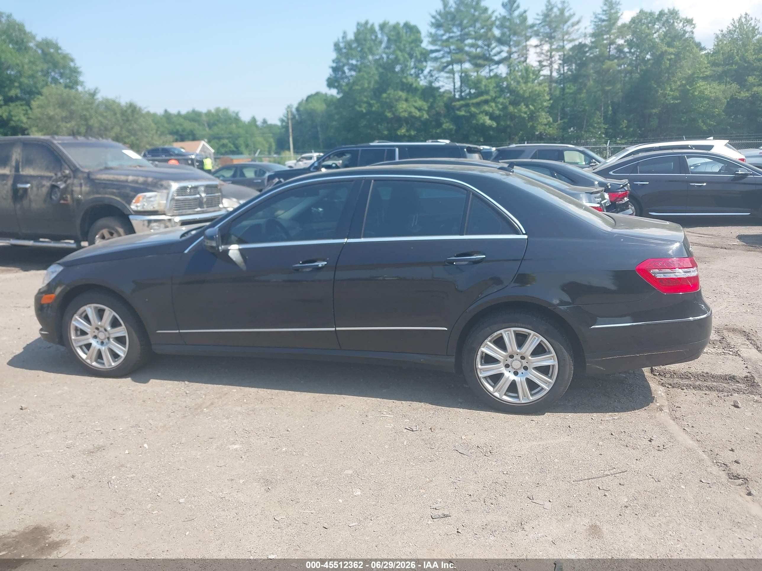 2013 Mercedes-benz E 350 4matic Black vin: WDDHF8JBXDA663758
