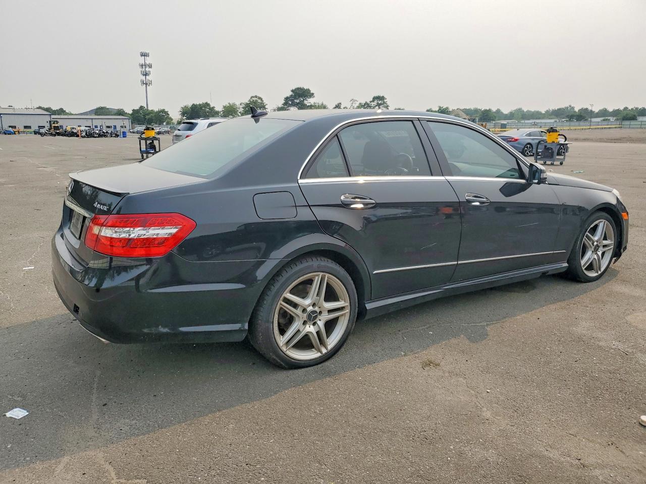2013 Mercedes-benz E 350 4matic Black vin: WDDHF8JBXDA666773