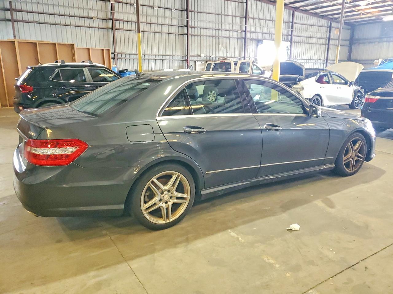 2013 Mercedes-benz E 350 4matic Gray vin: WDDHF8JBXDA683539