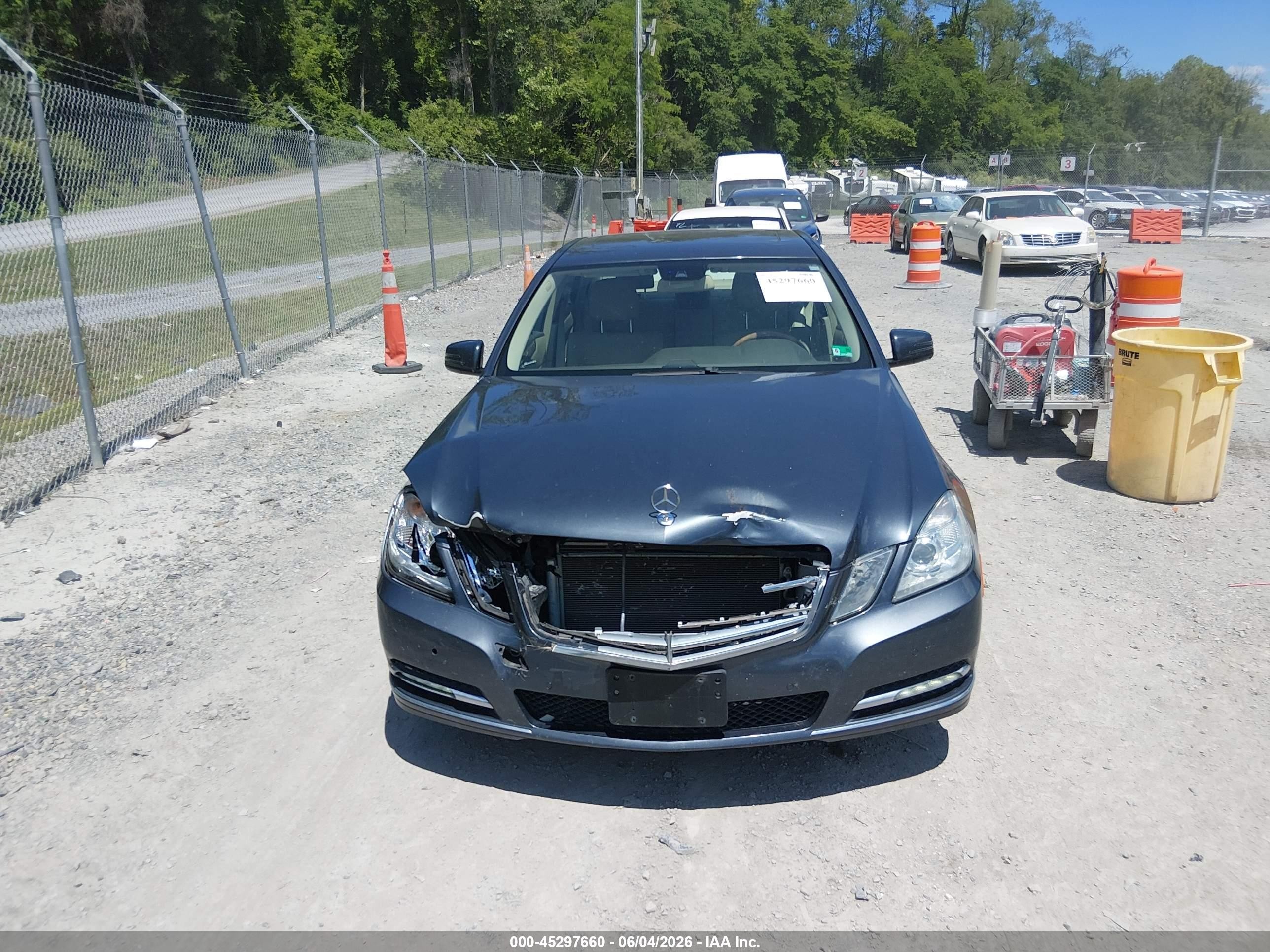2013 Mercedes-benz E 350 4matic Синий vin: WDDHF8JBXDA713669