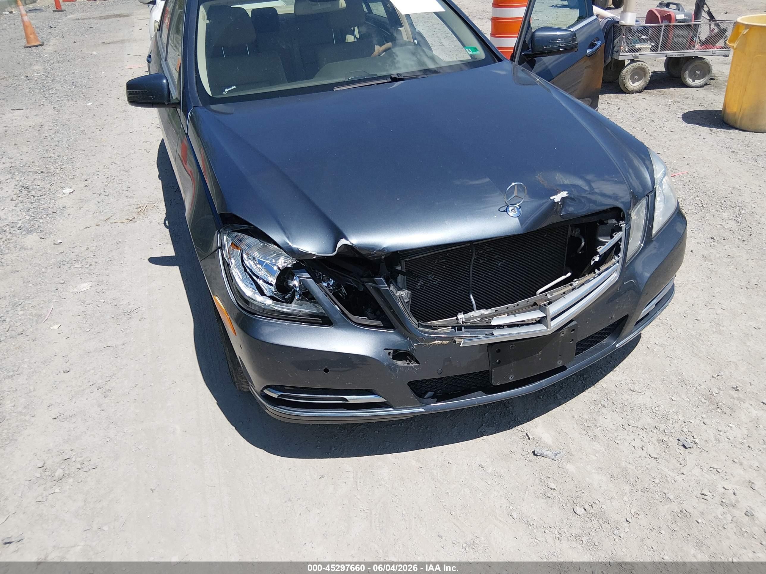 2013 Mercedes-benz E 350 4matic Синий vin: WDDHF8JBXDA713669