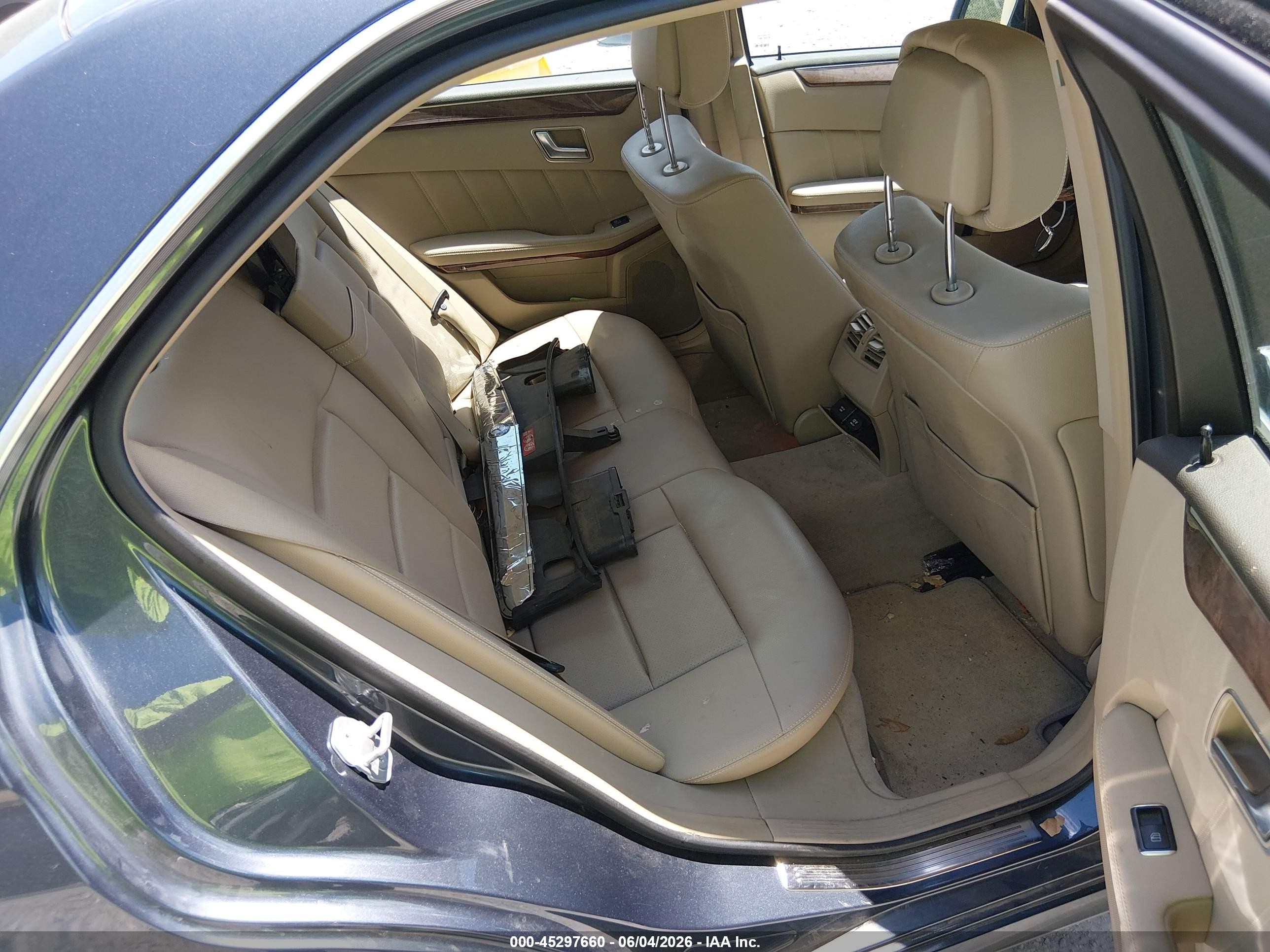 2013 Mercedes-benz E 350 4matic Синий vin: WDDHF8JBXDA713669