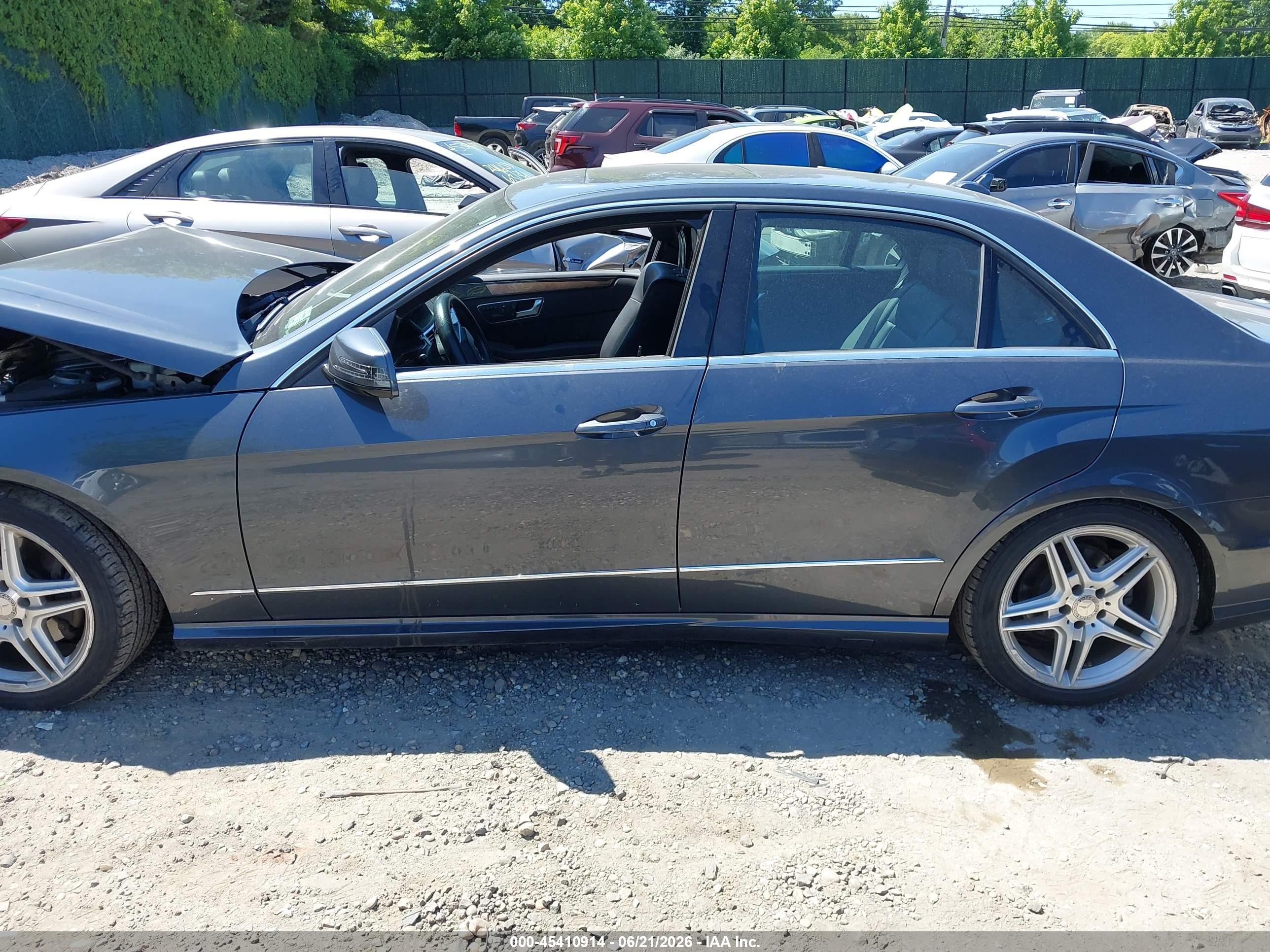 2013 Mercedes-benz E 350 4matic Gray vin: WDDHF8JBXDA730424
