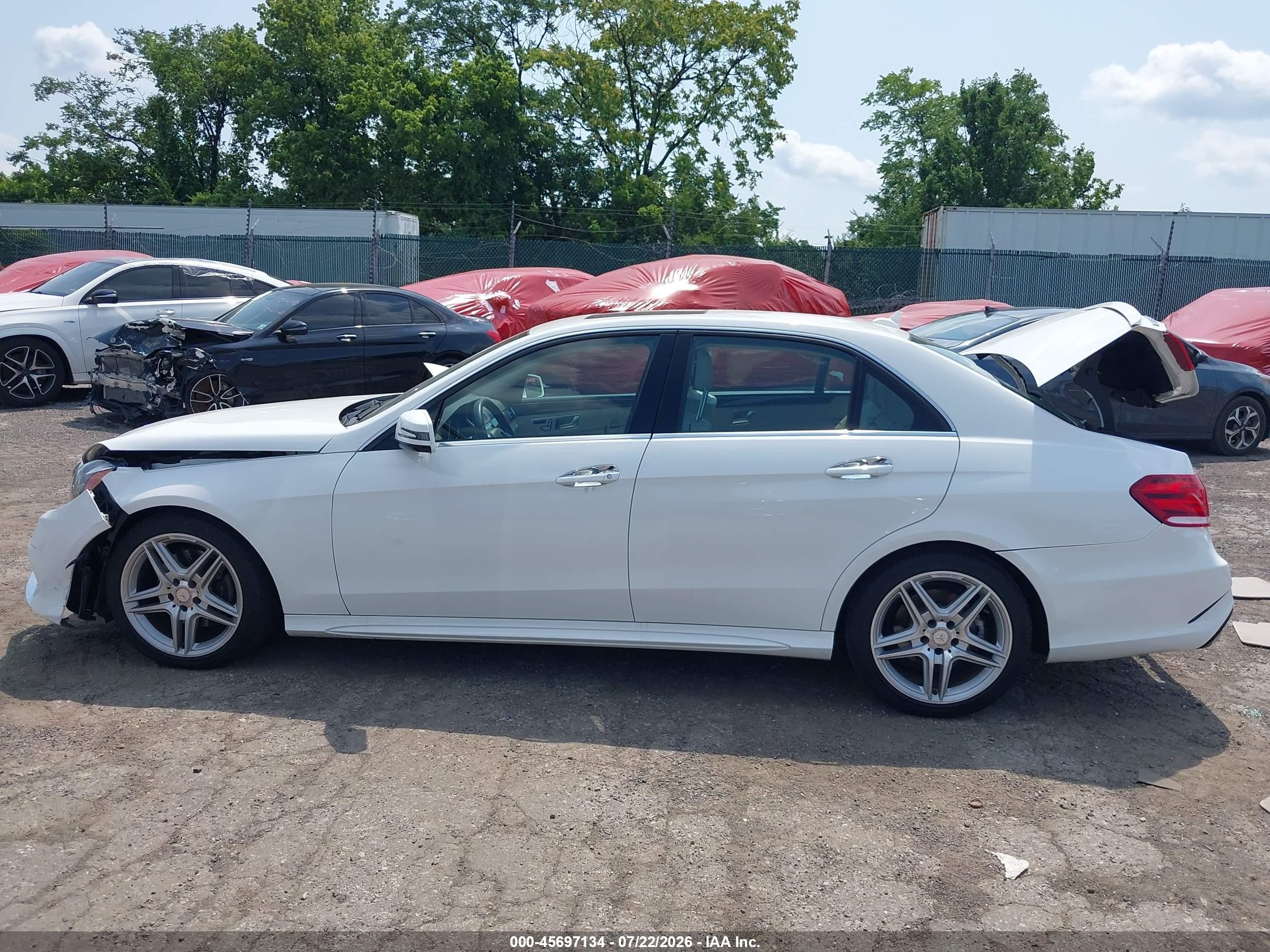 2014 Mercedes-benz E 350 4matic White vin: WDDHF8JBXEA824692