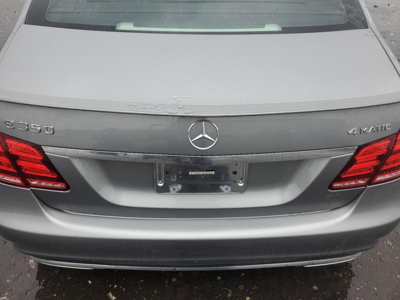 2014 Mercedes-benz E 350 4matic Silver vin: WDDHF8JBXEA932083 Damage: Deck Lid, Heavy Scratch, 1/2 To 1 Inch